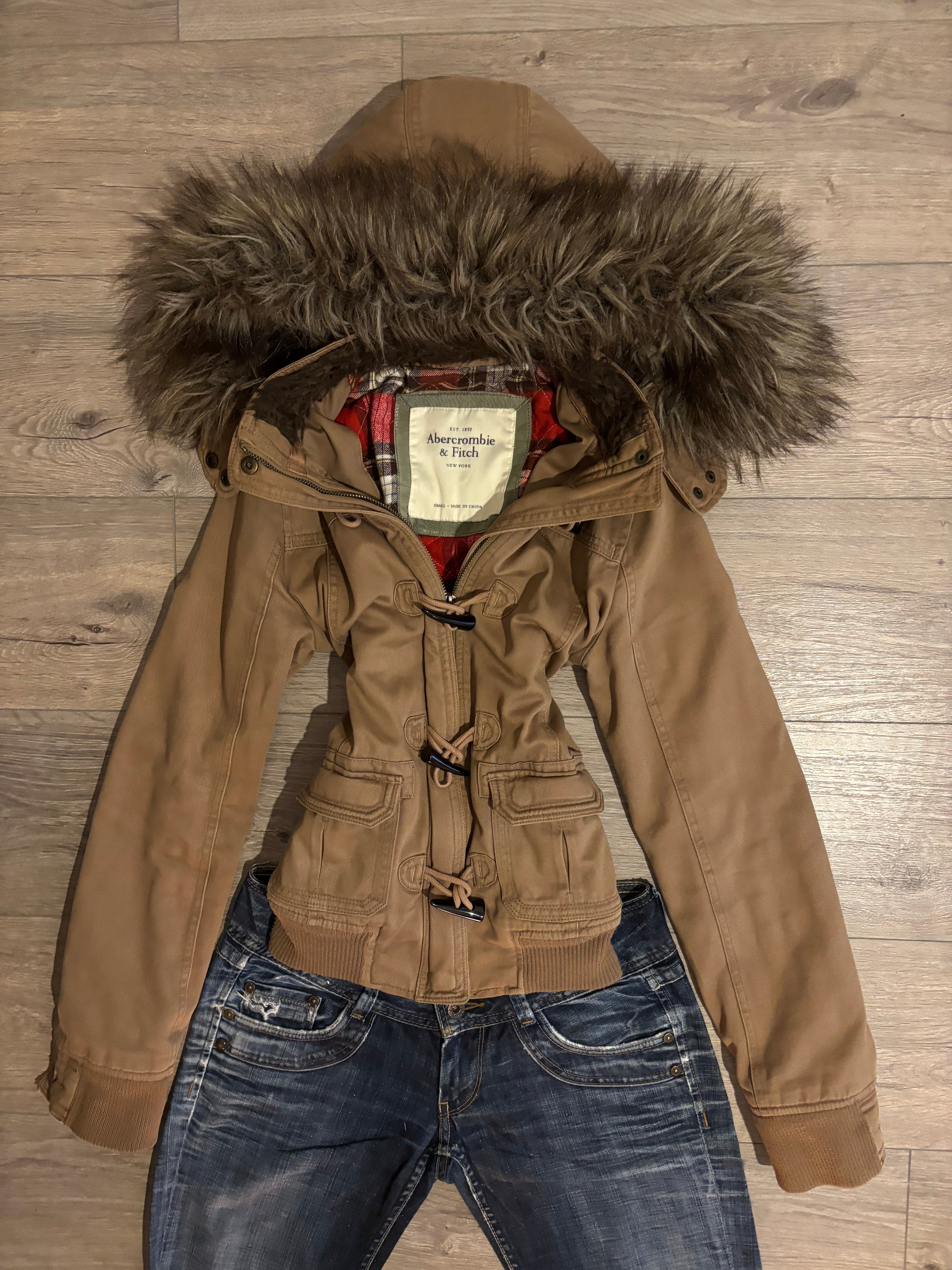 ABERCROMBIE