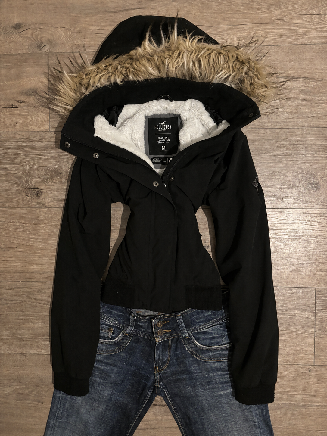Hollister Black Faux Fur Hood Jacket – Size M