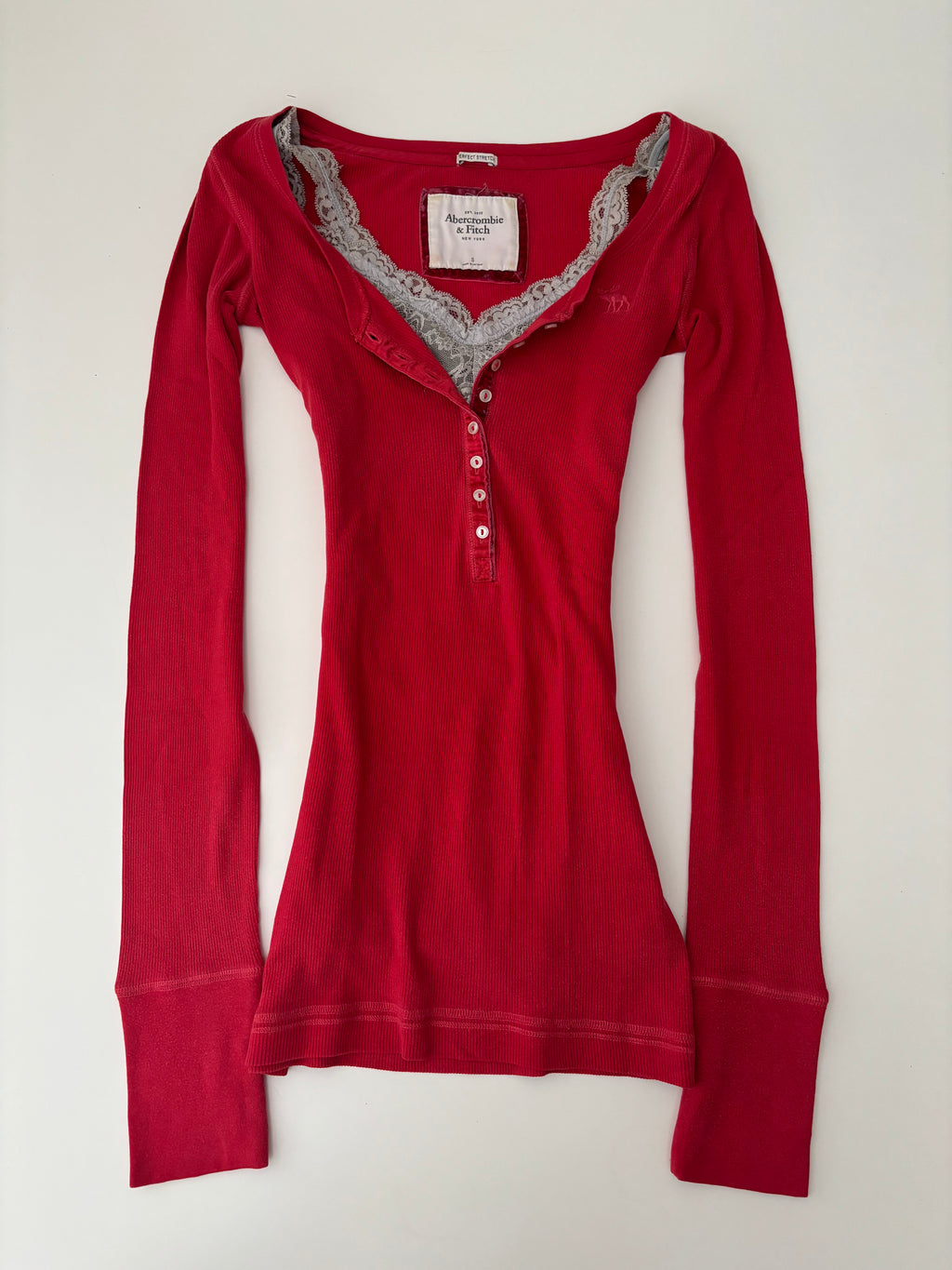 Vintage Abercrombie & Fitch Red Henley Longsleeve Top – Size S