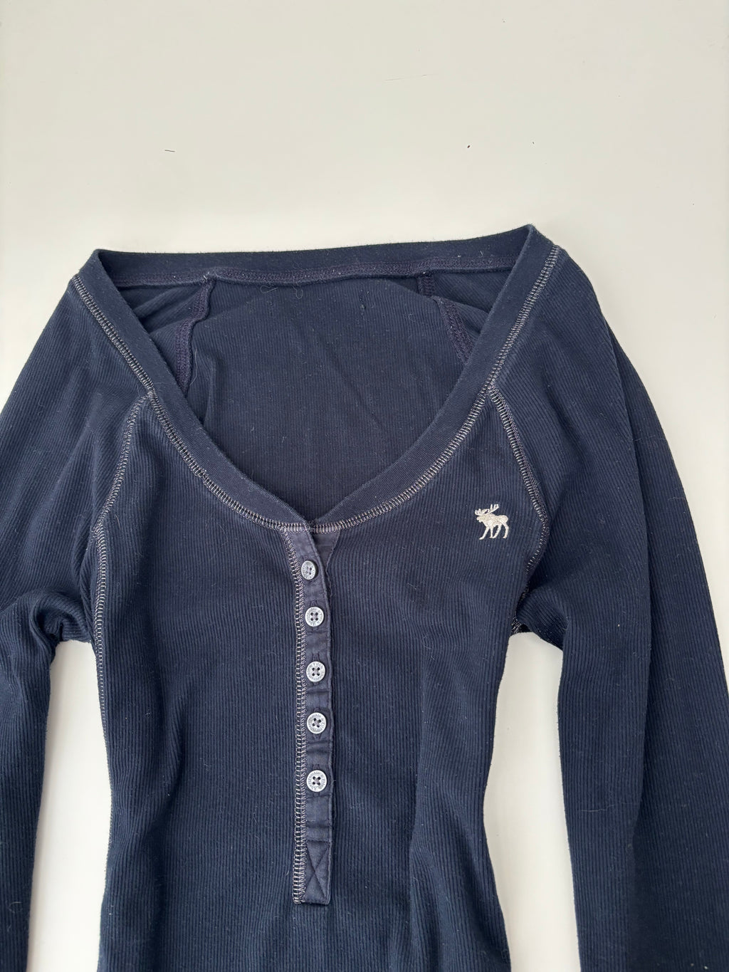 Vintage Abercrombie & Fitch Navy Henley Longsleeve Top – Size M