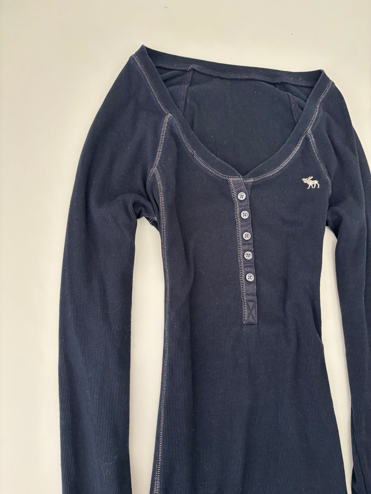 Vintage Abercrombie & Fitch Navy Henley Longsleeve Top – Size M