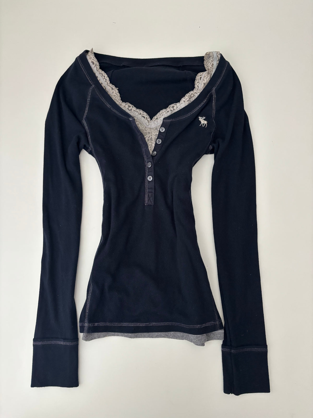 Vintage Abercrombie & Fitch Navy Henley Longsleeve Top – Size M