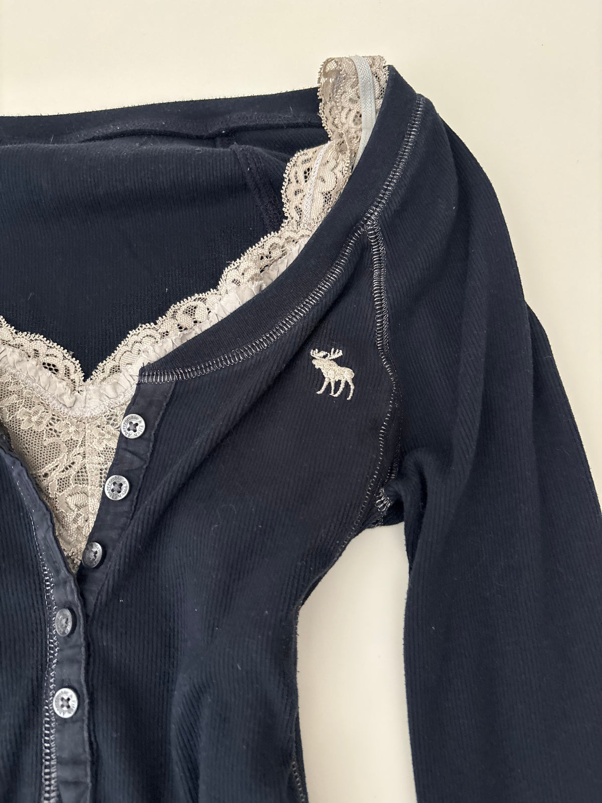 Vintage Abercrombie & Fitch Navy Henley Longsleeve Top – Size M
