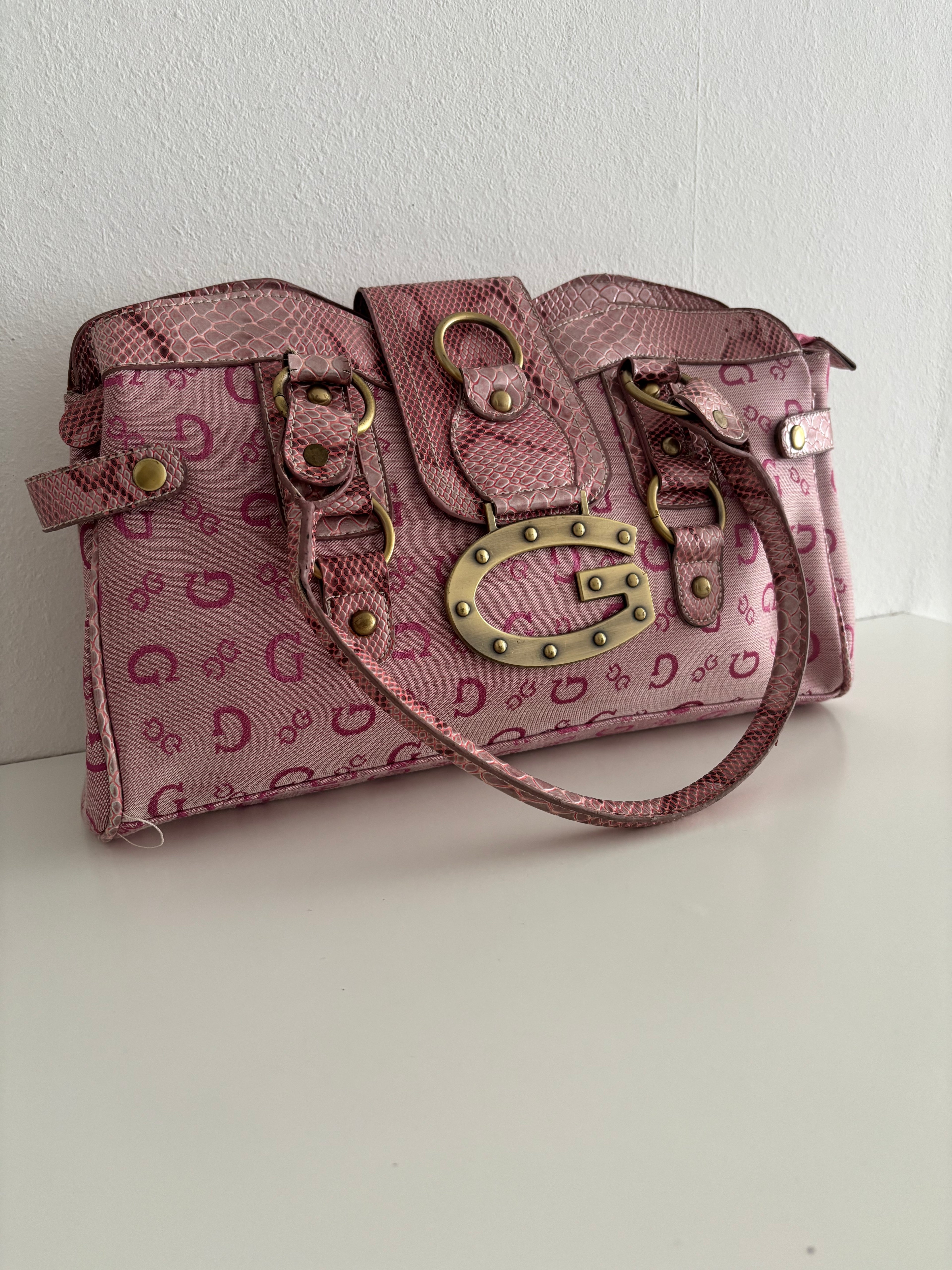 Guess bag