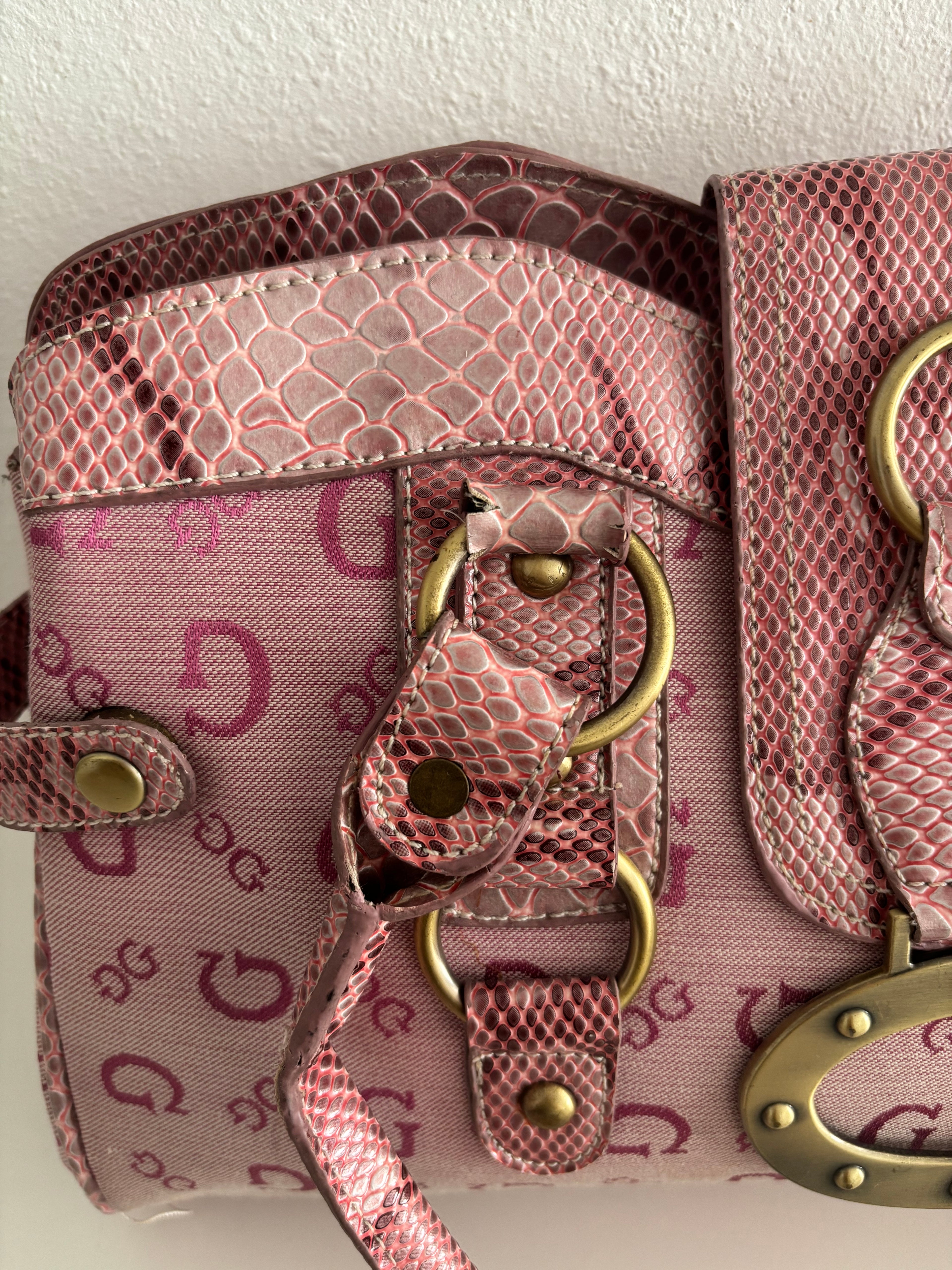 Guess bag