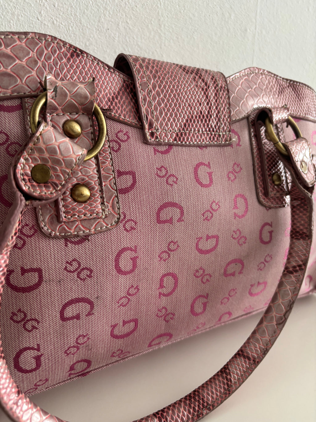 Guess bag