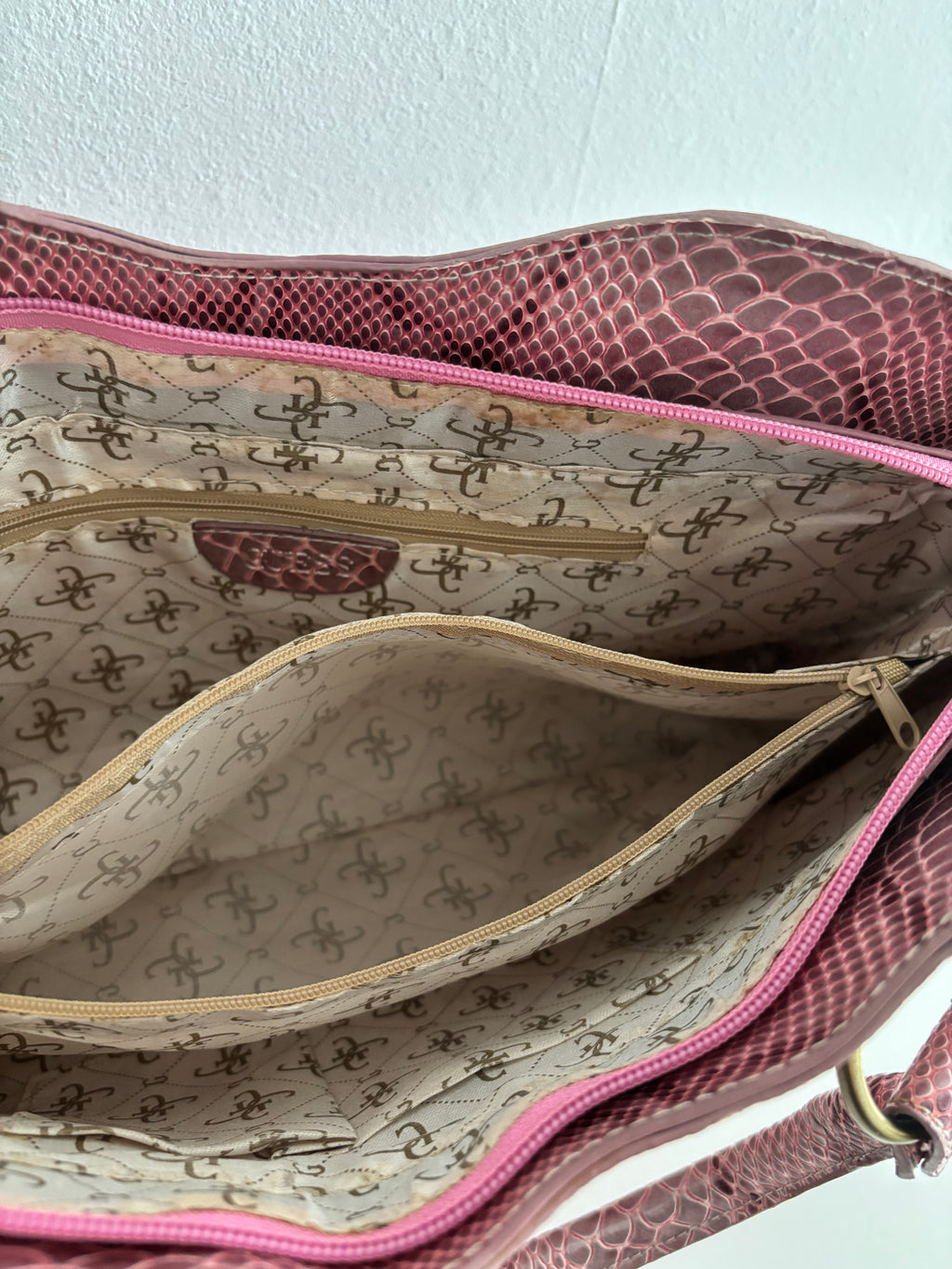 Guess bag