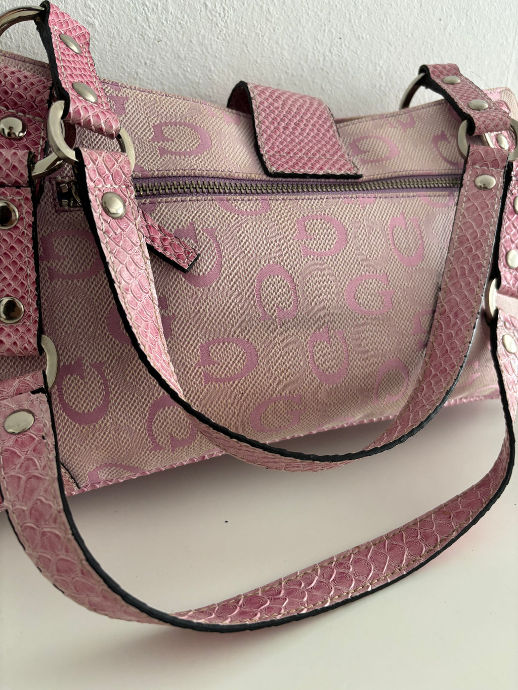 Guess bag