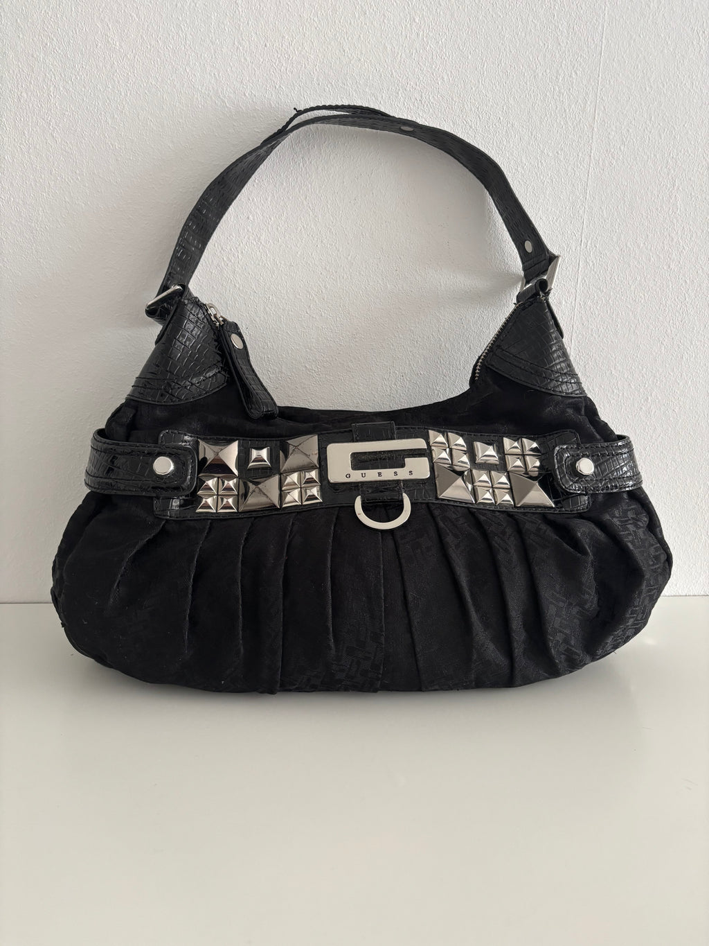 Guess bag