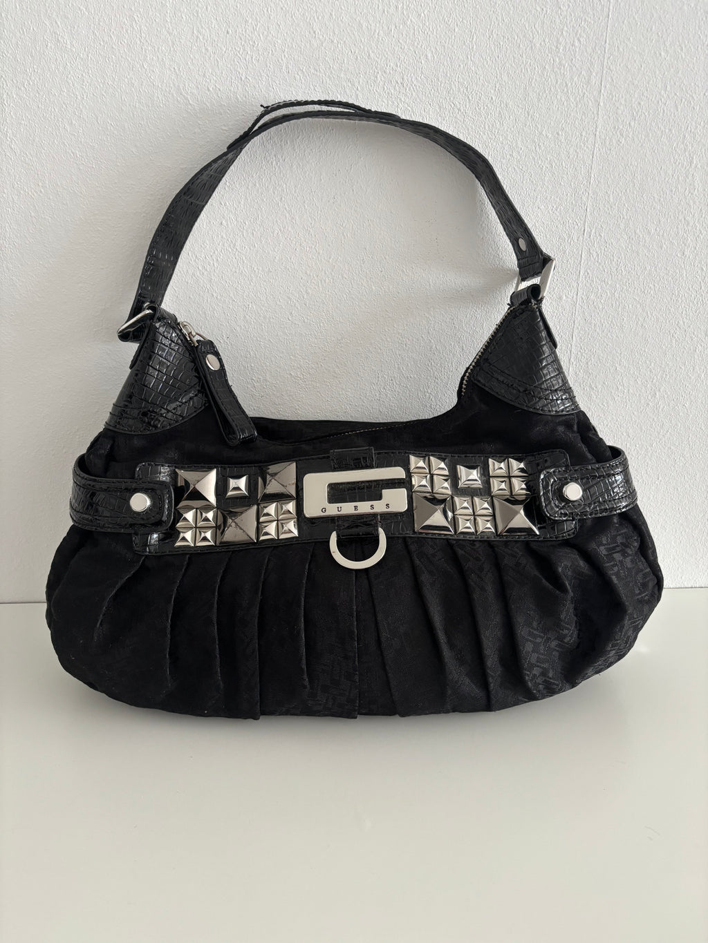 Guess bag