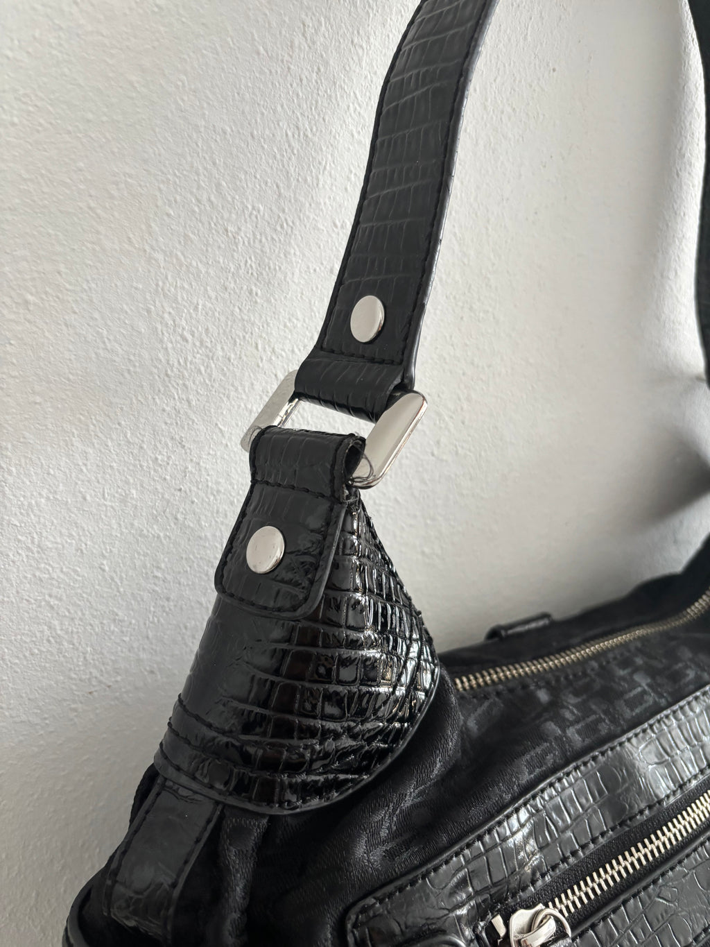 Guess bag