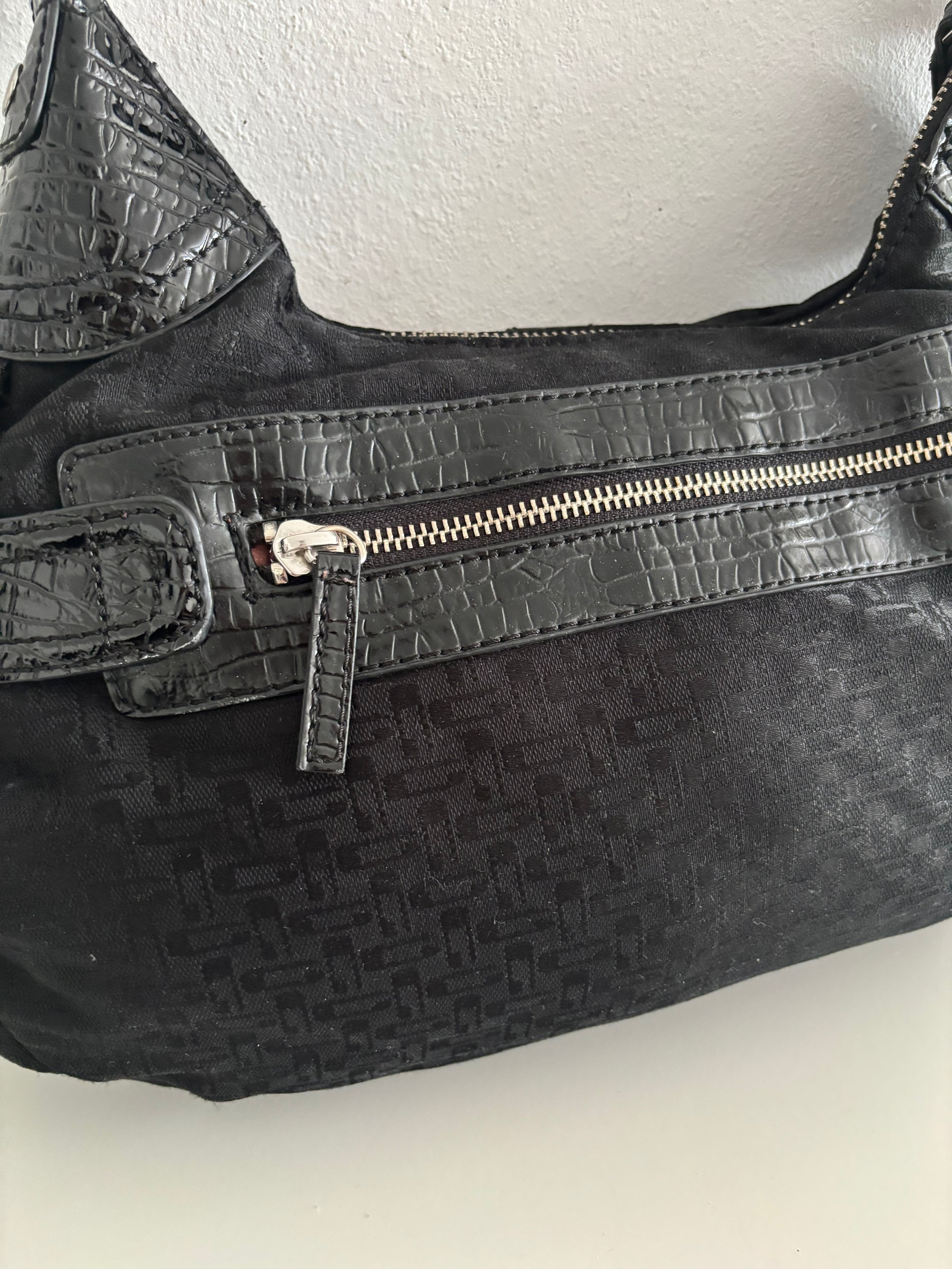 Guess bag