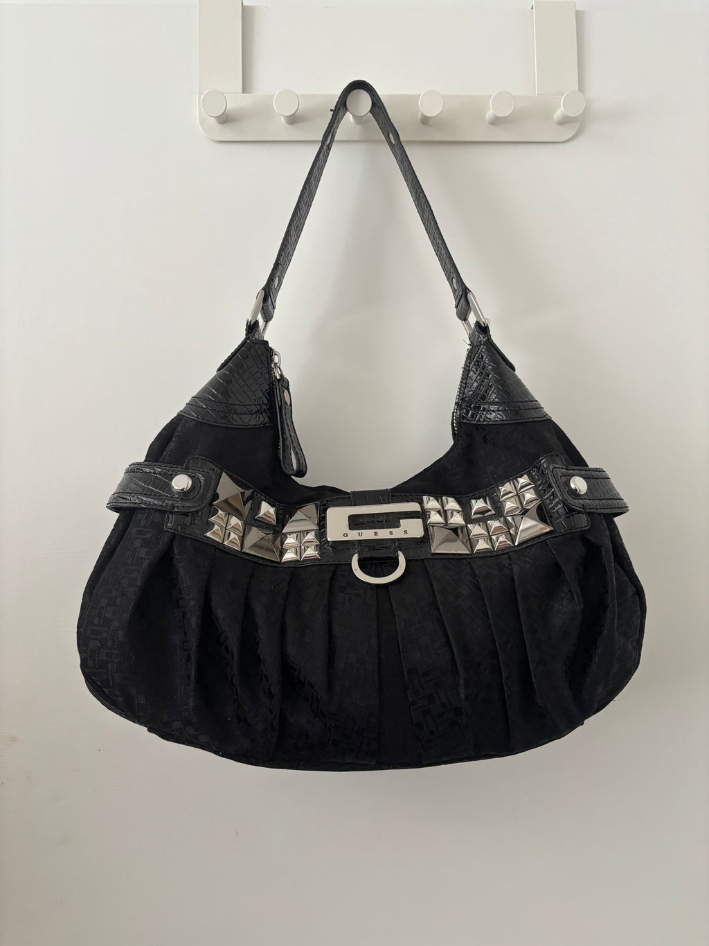 Guess bag