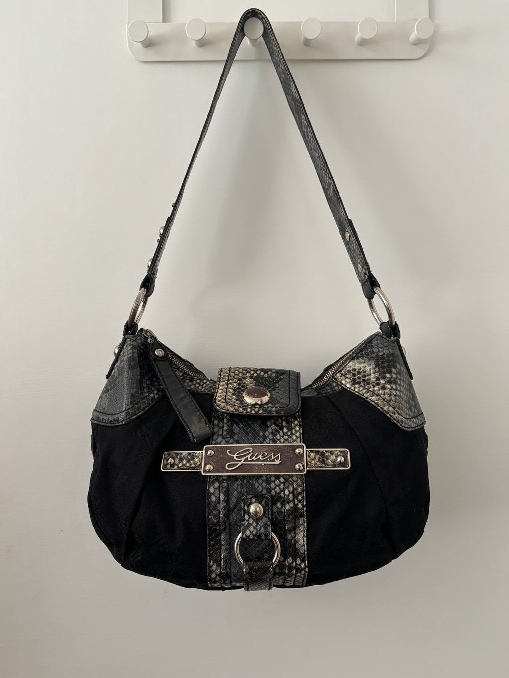 Guess bag