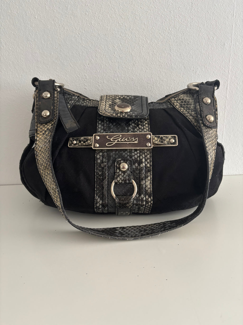 Guess bag