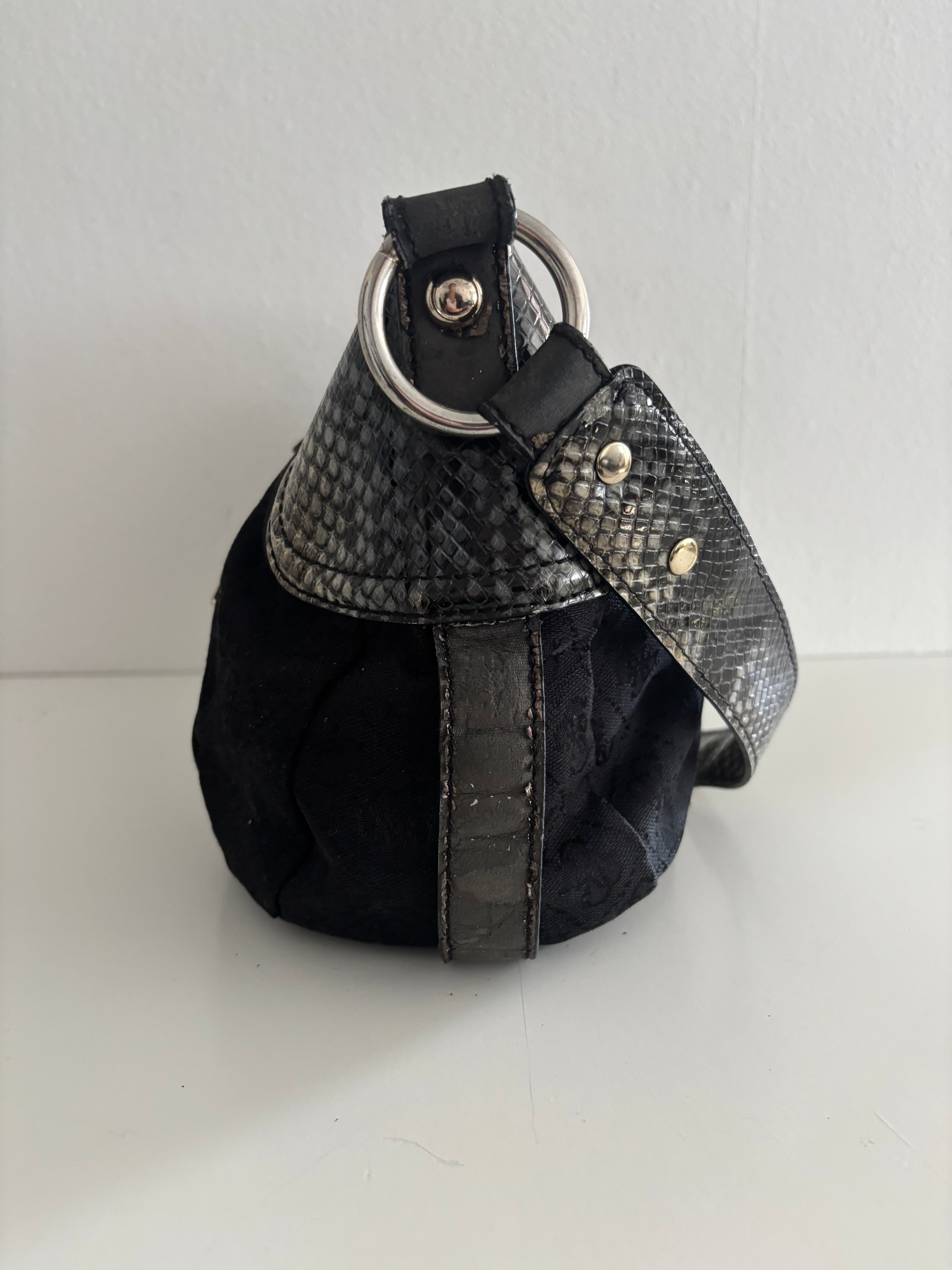 Guess bag