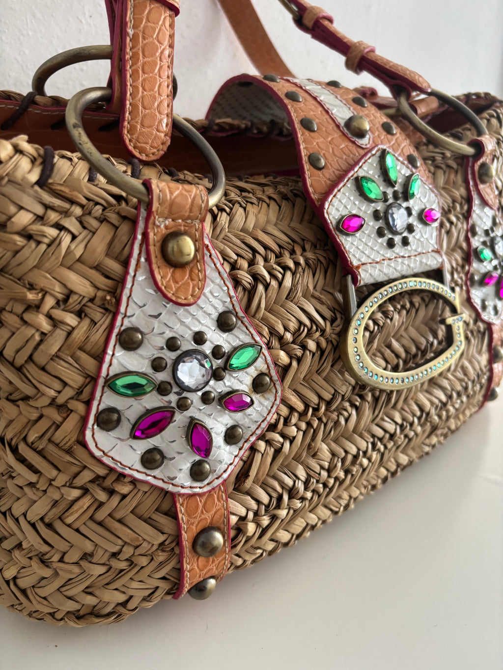 Guess similar Bag