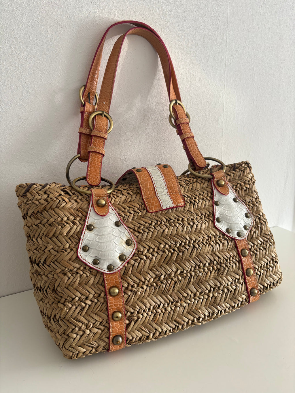 Guess similar Bag