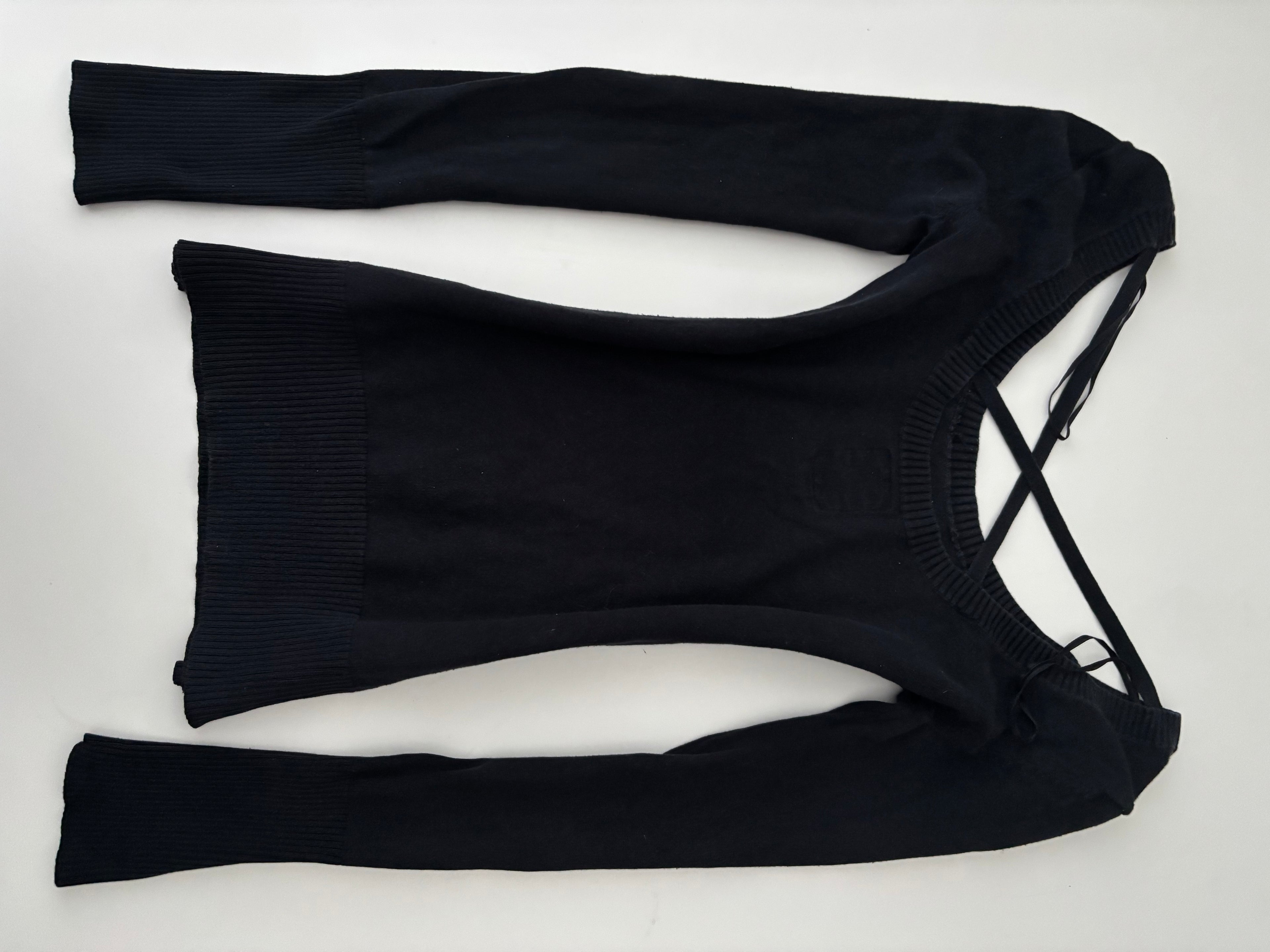 Guess top