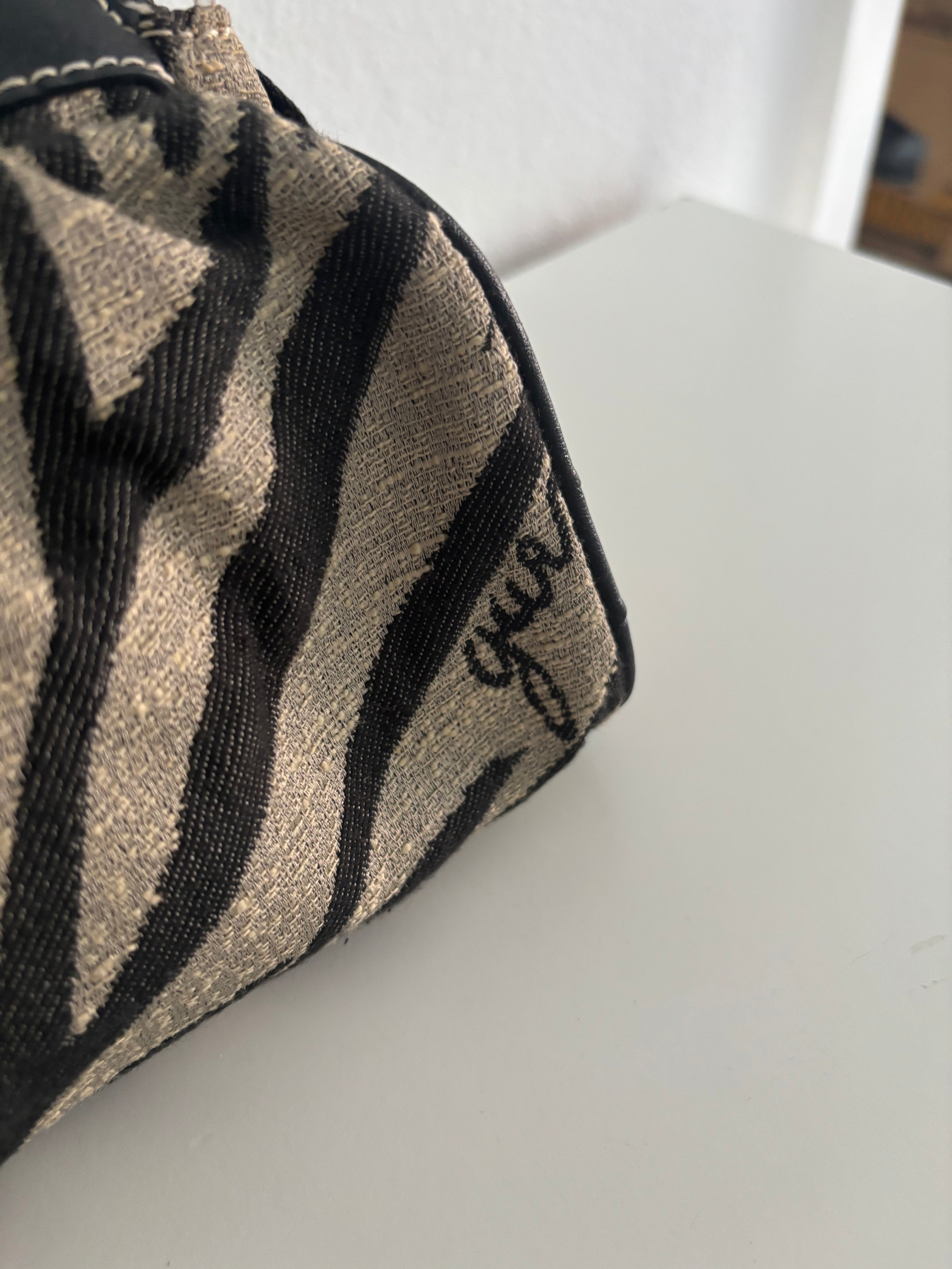 Guess Bag