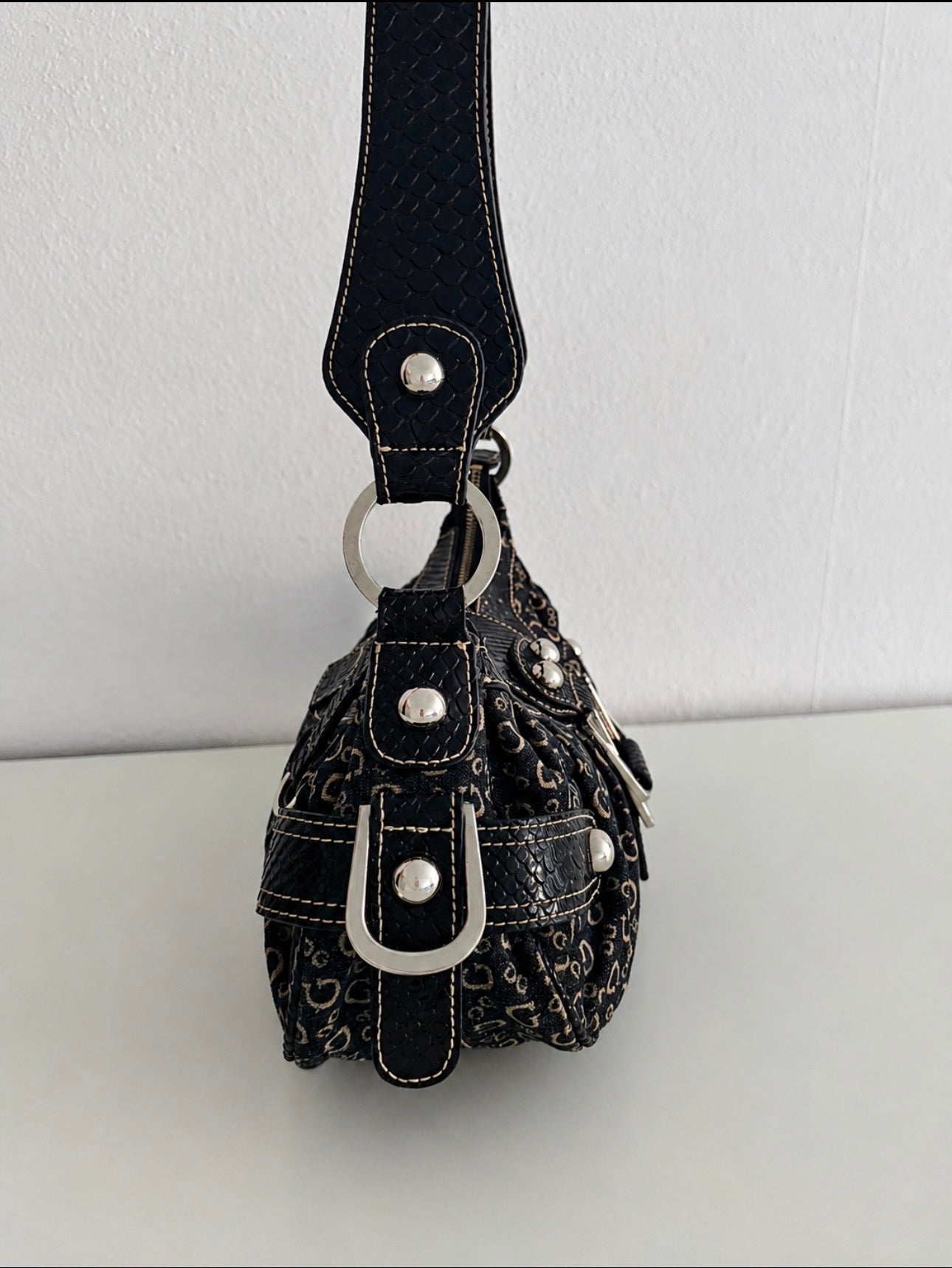 Guess Bag