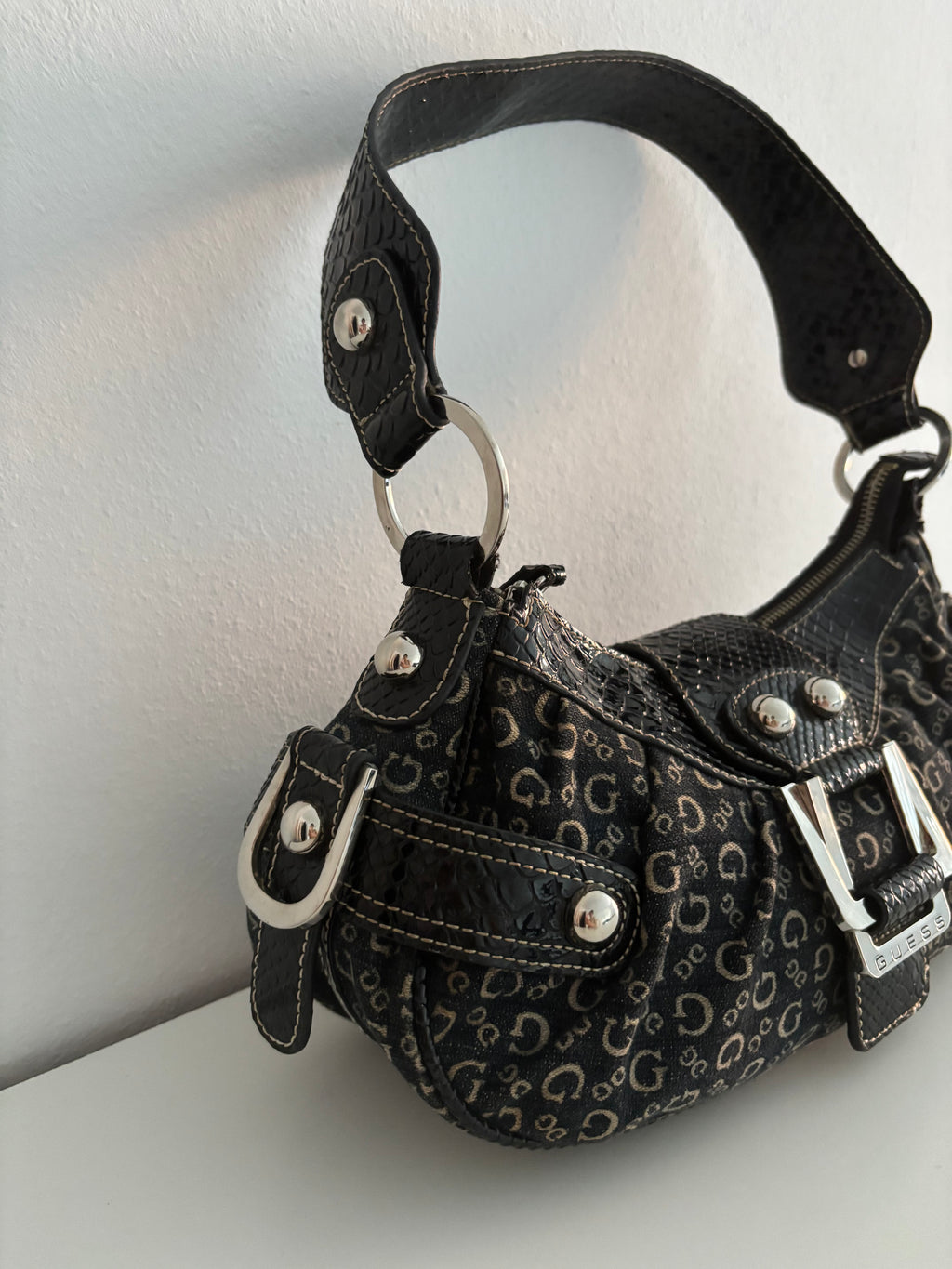 Guess Bag