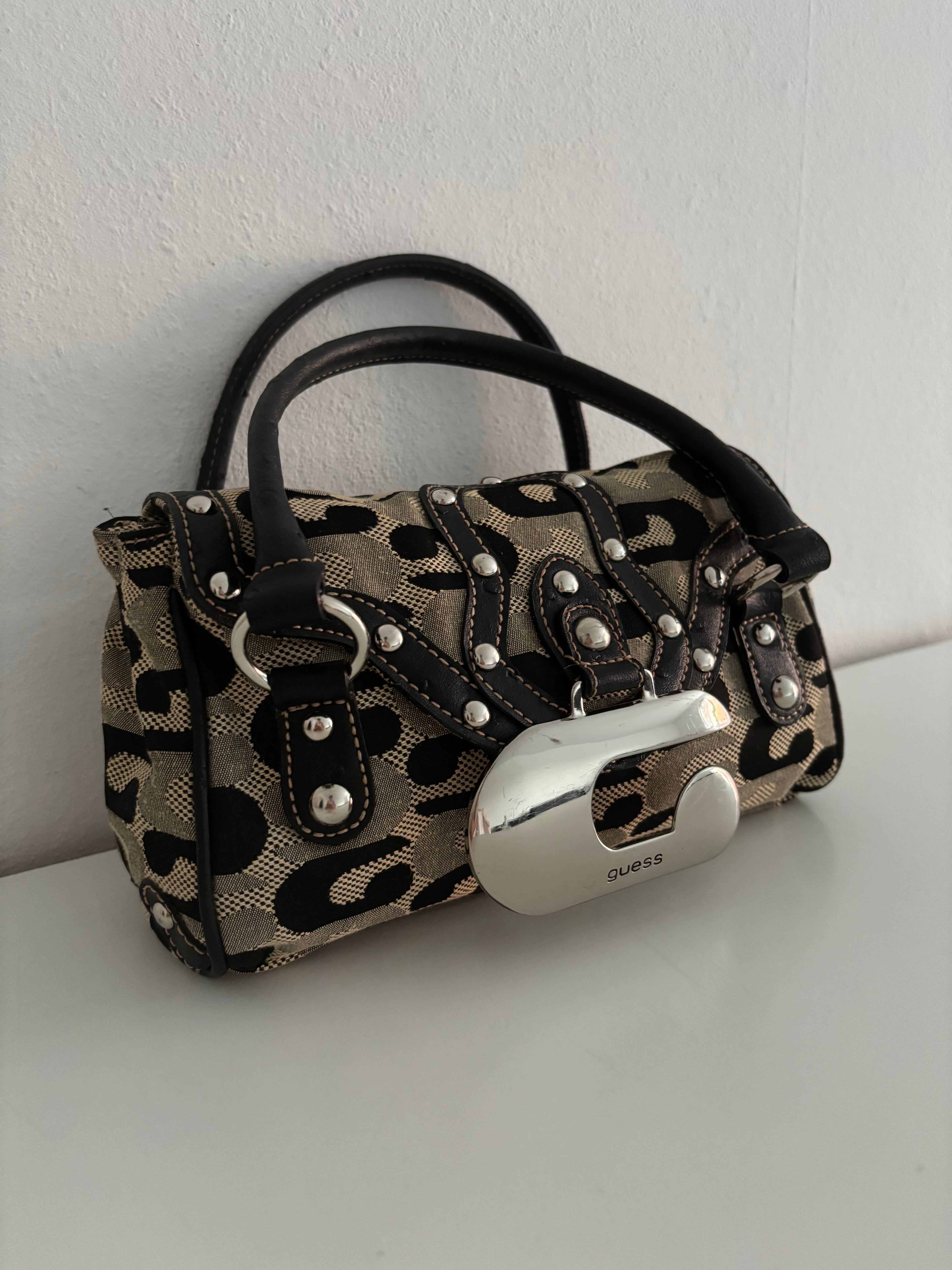 Guess bag