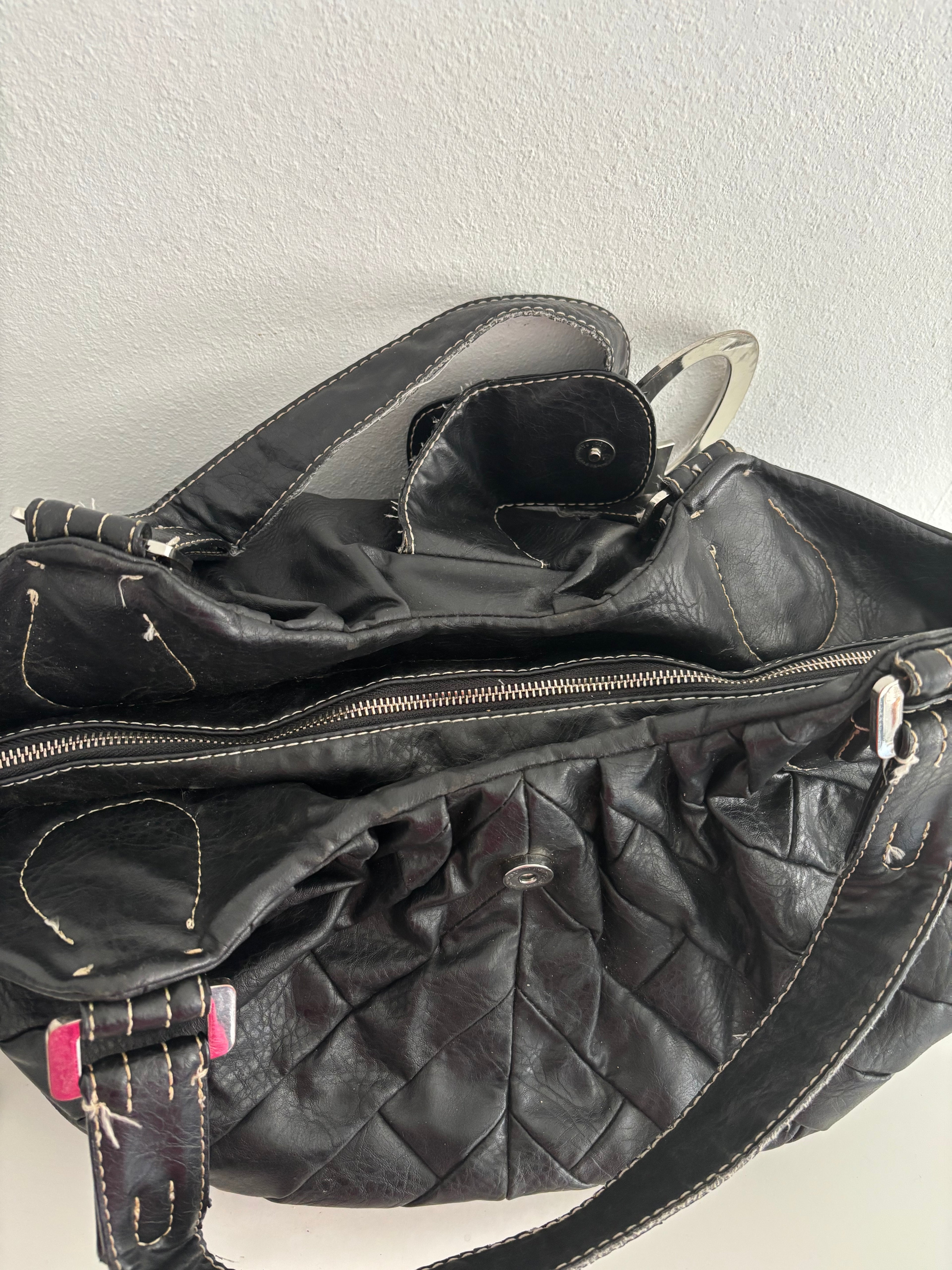 Slouchy Guess Bag