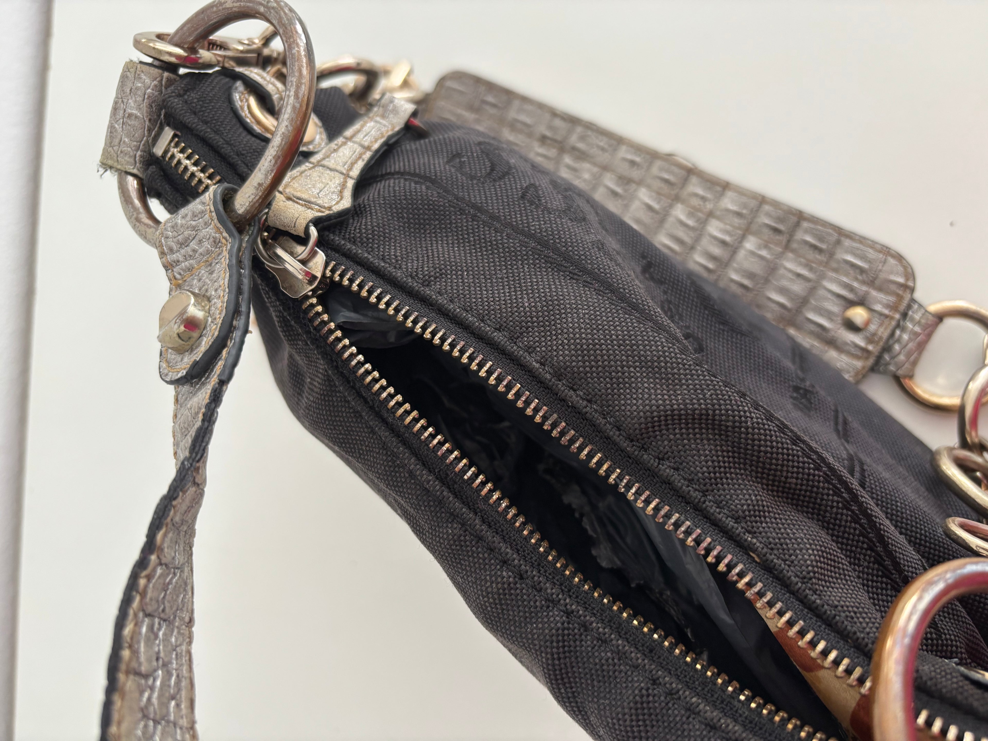 Guess Bag