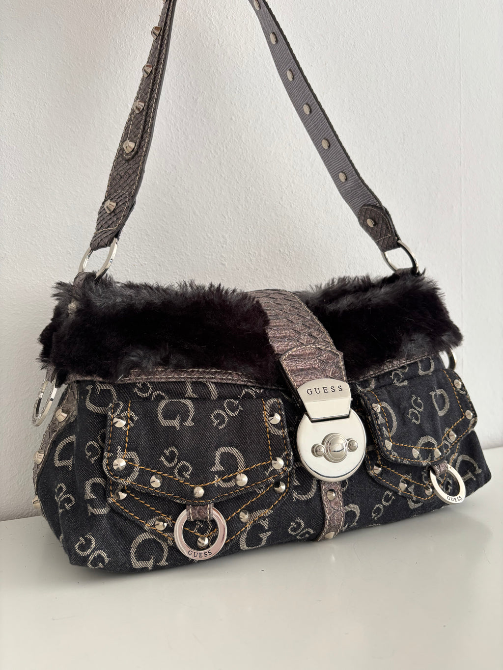 Guess Bag