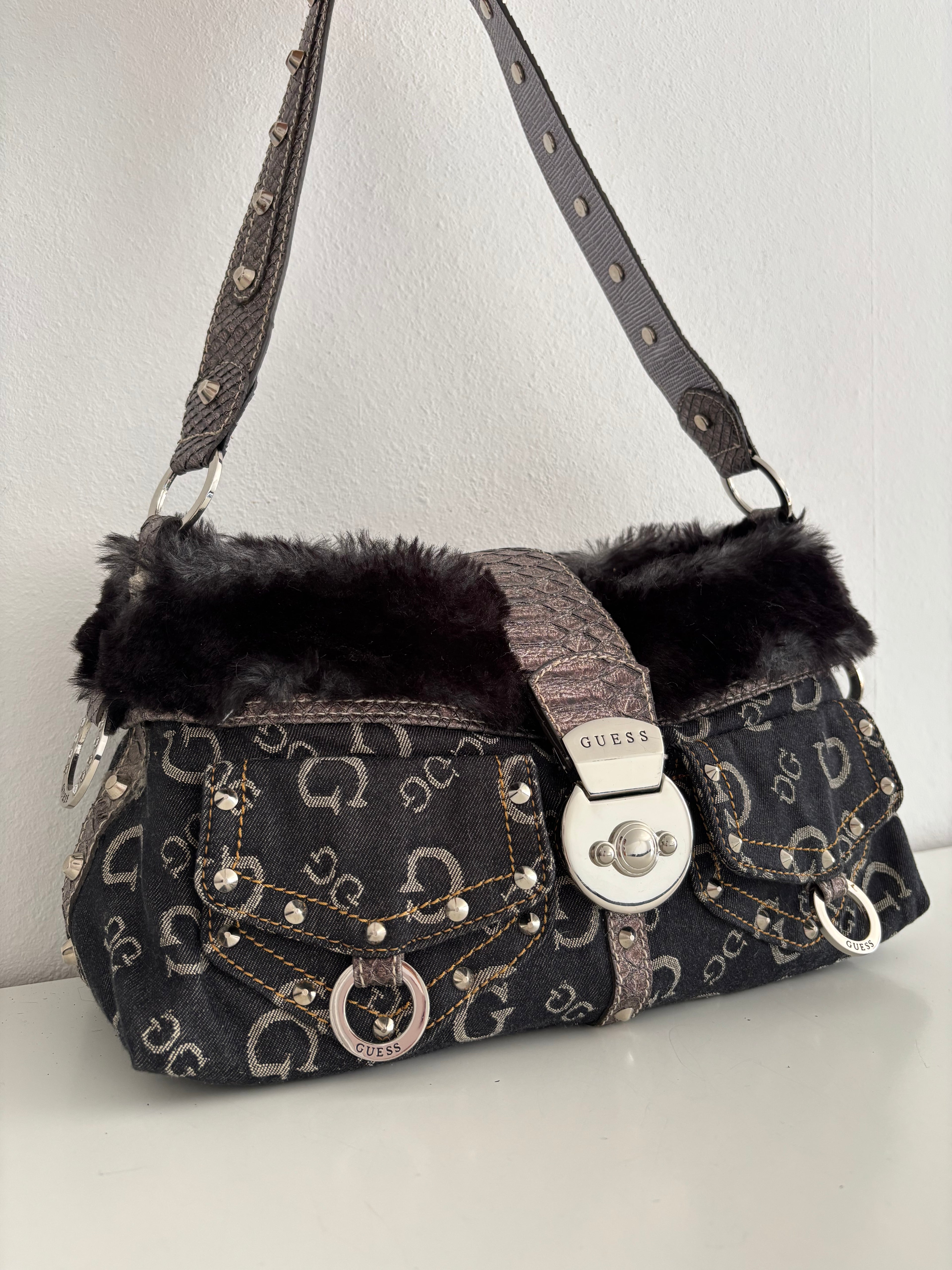 Guess Bag