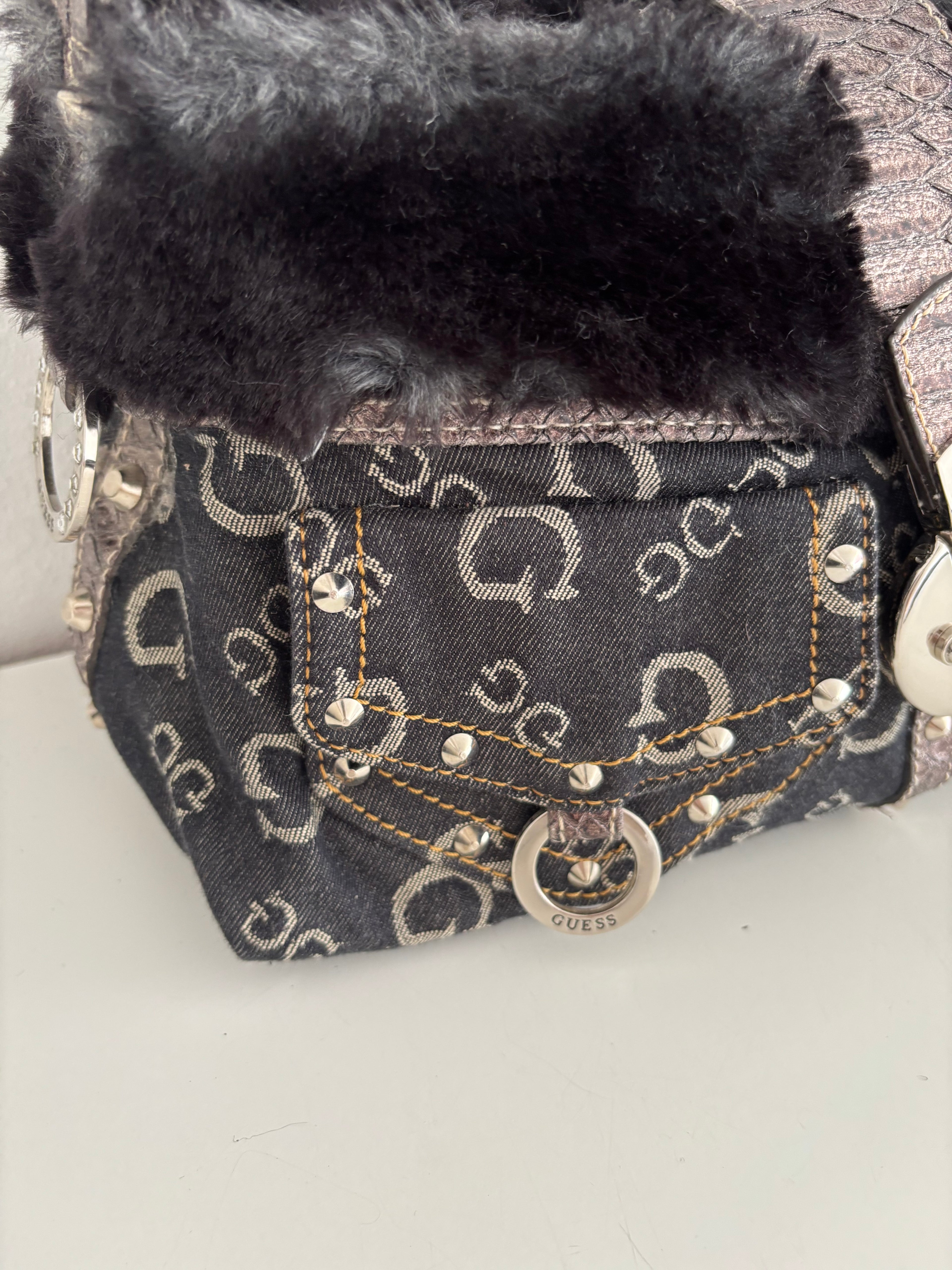 Guess Bag