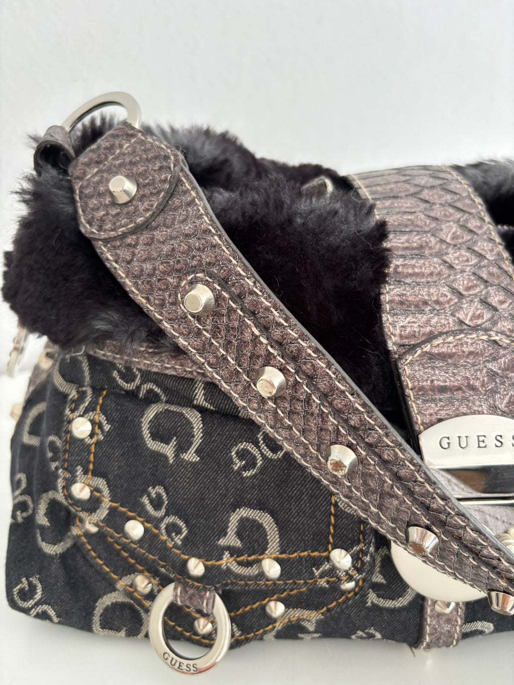Guess Bag