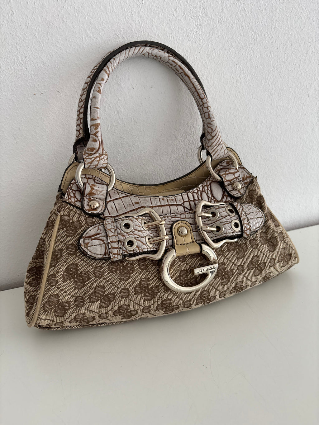 Guess bag