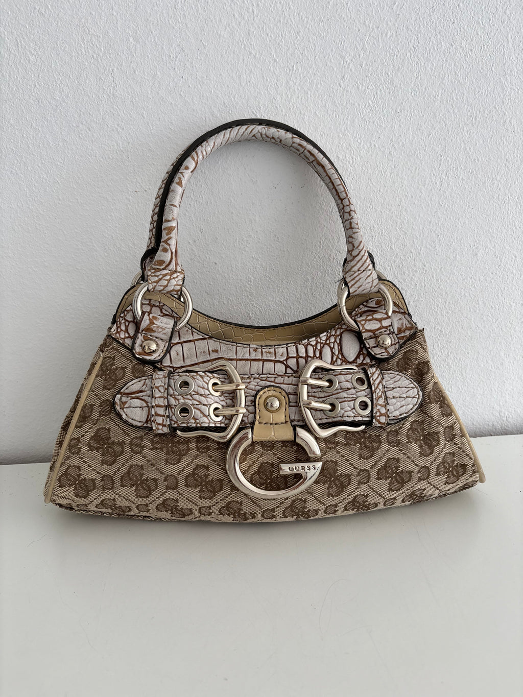 Guess bag