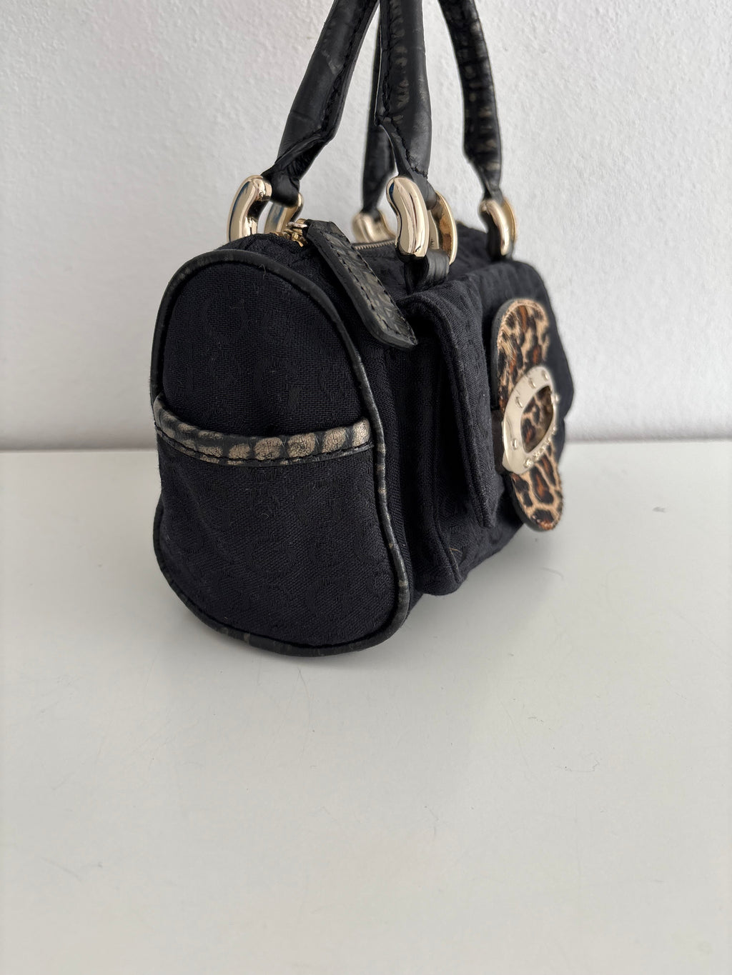 Guess bag