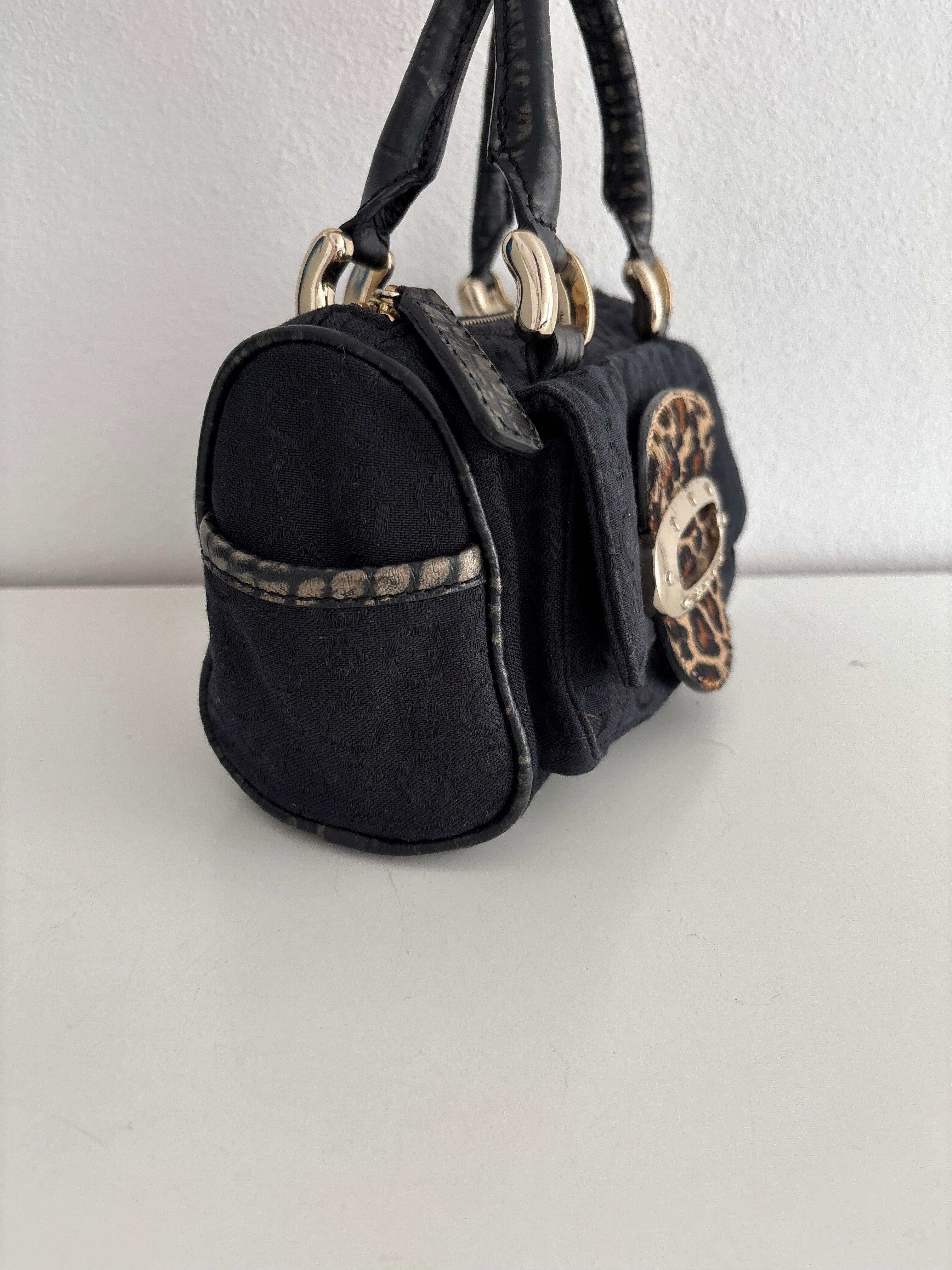Guess bag