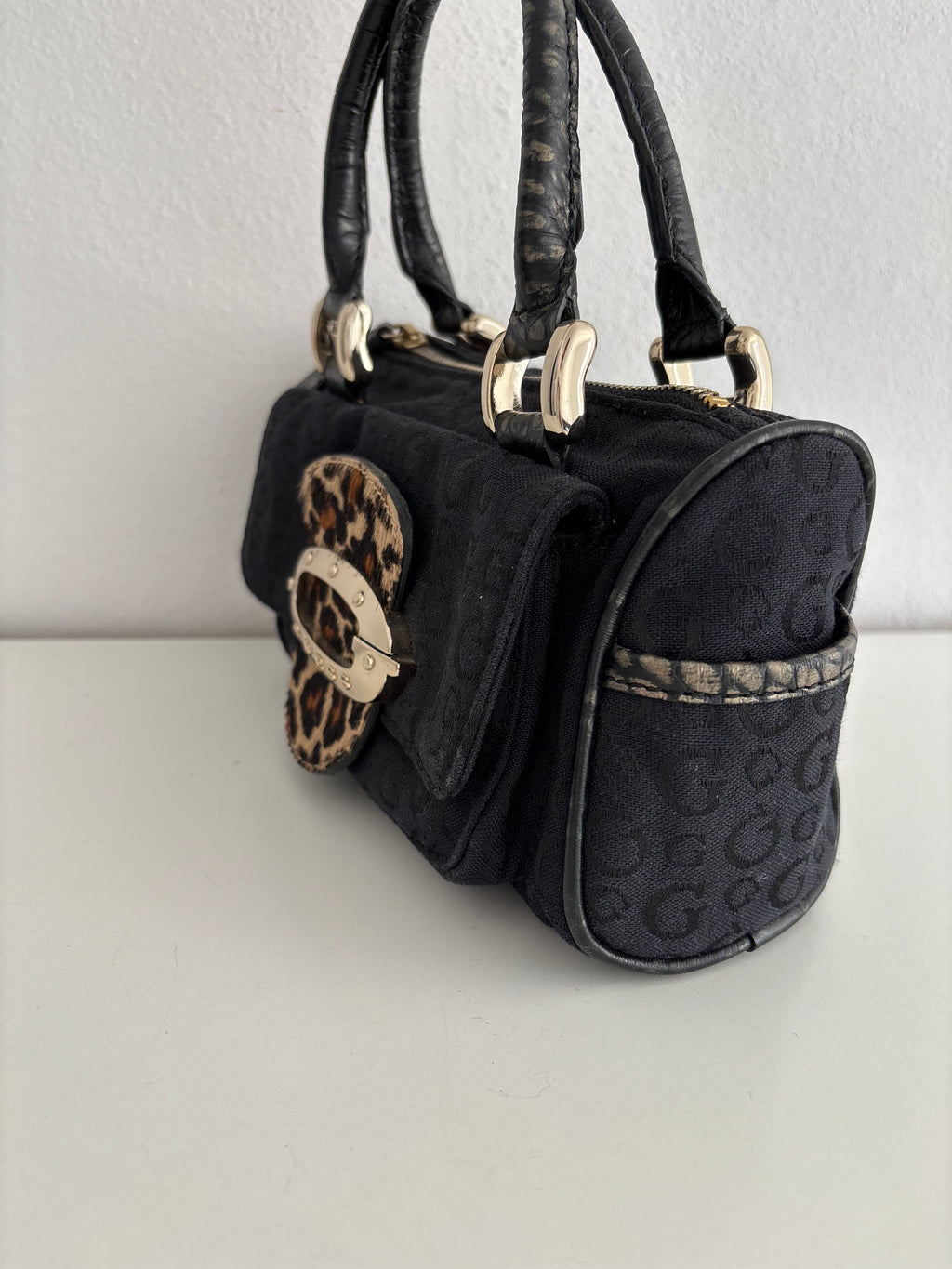 Guess bag