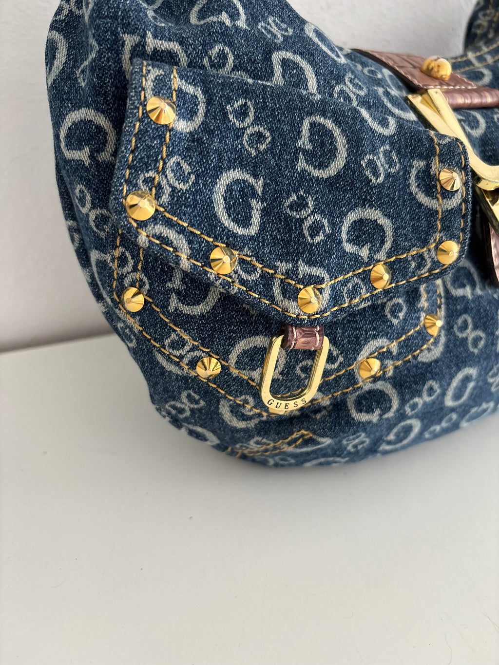 Guess bag