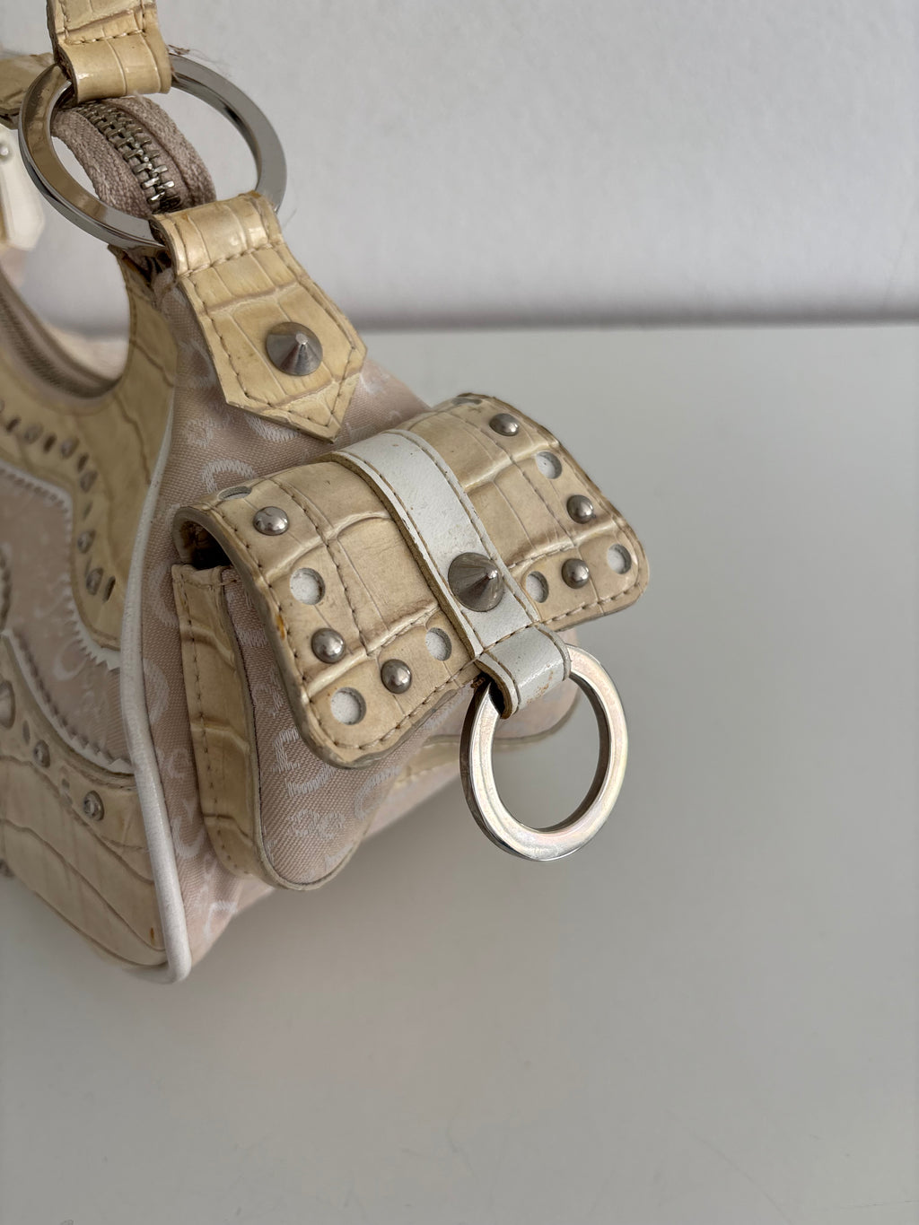 Guess bag