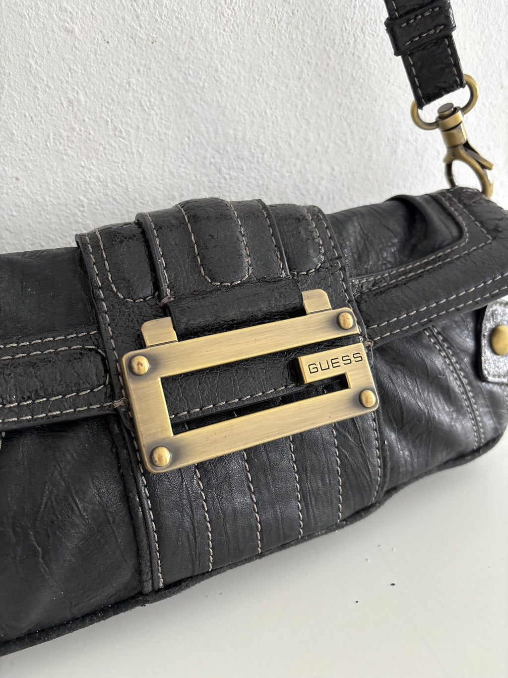 Guess bag