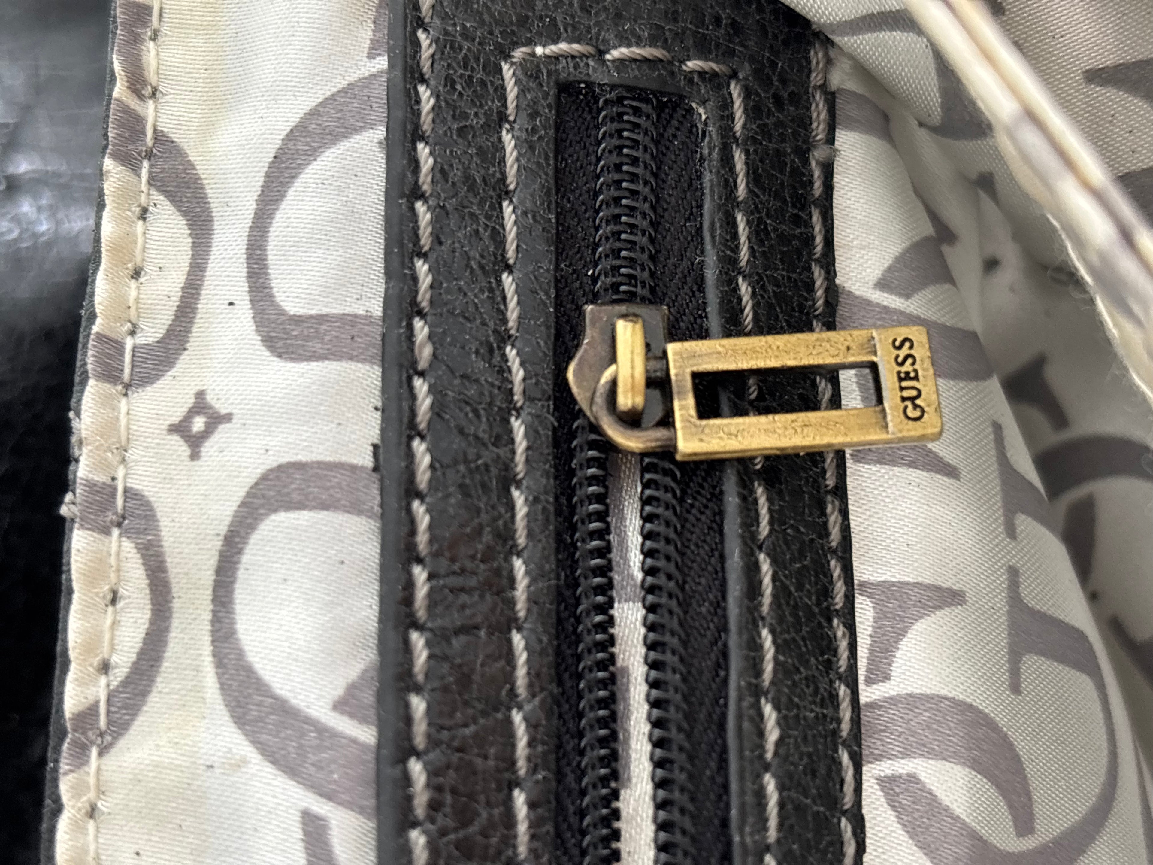 Guess bag