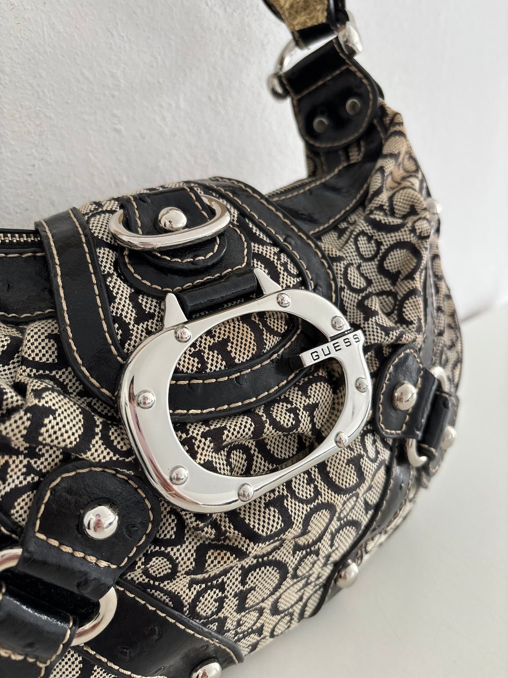Guess bag
