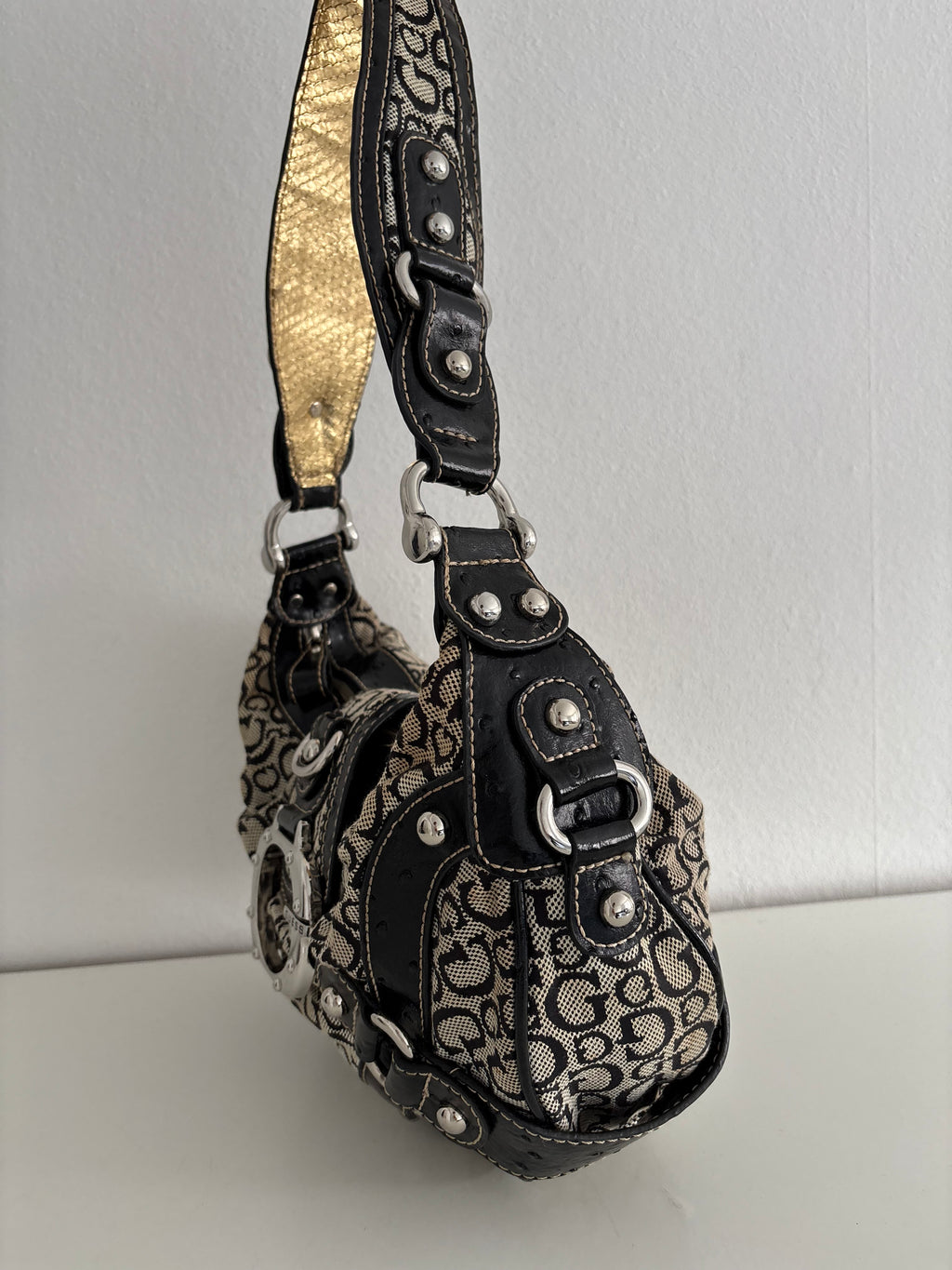 Guess bag