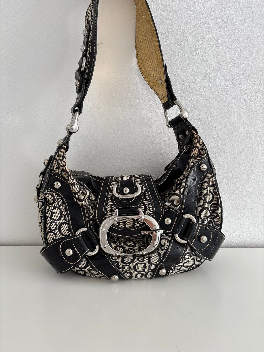 Guess bag