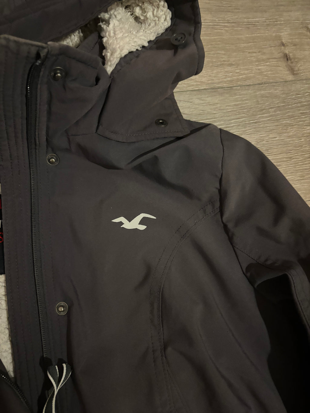 Hollister Grey Hooded Jacket – Size S