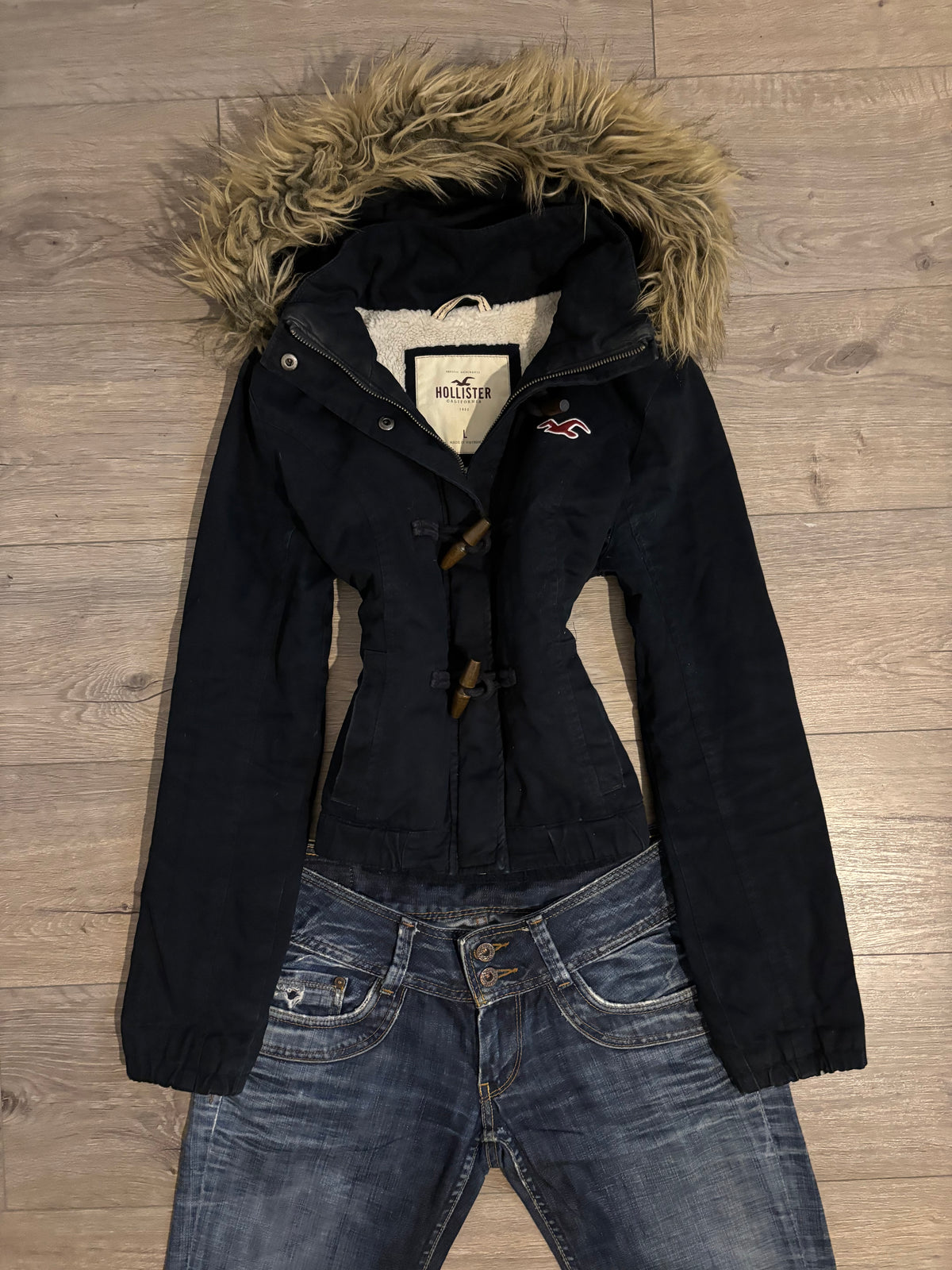 2010s Hollister Navy Faux Fur Jacket – Size S