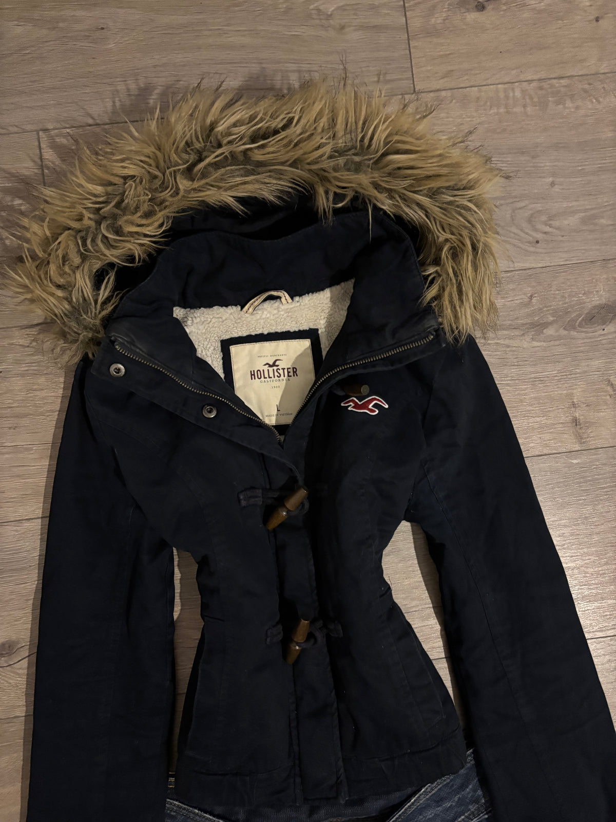 2010s Hollister Navy Faux Fur Jacket – Size S
