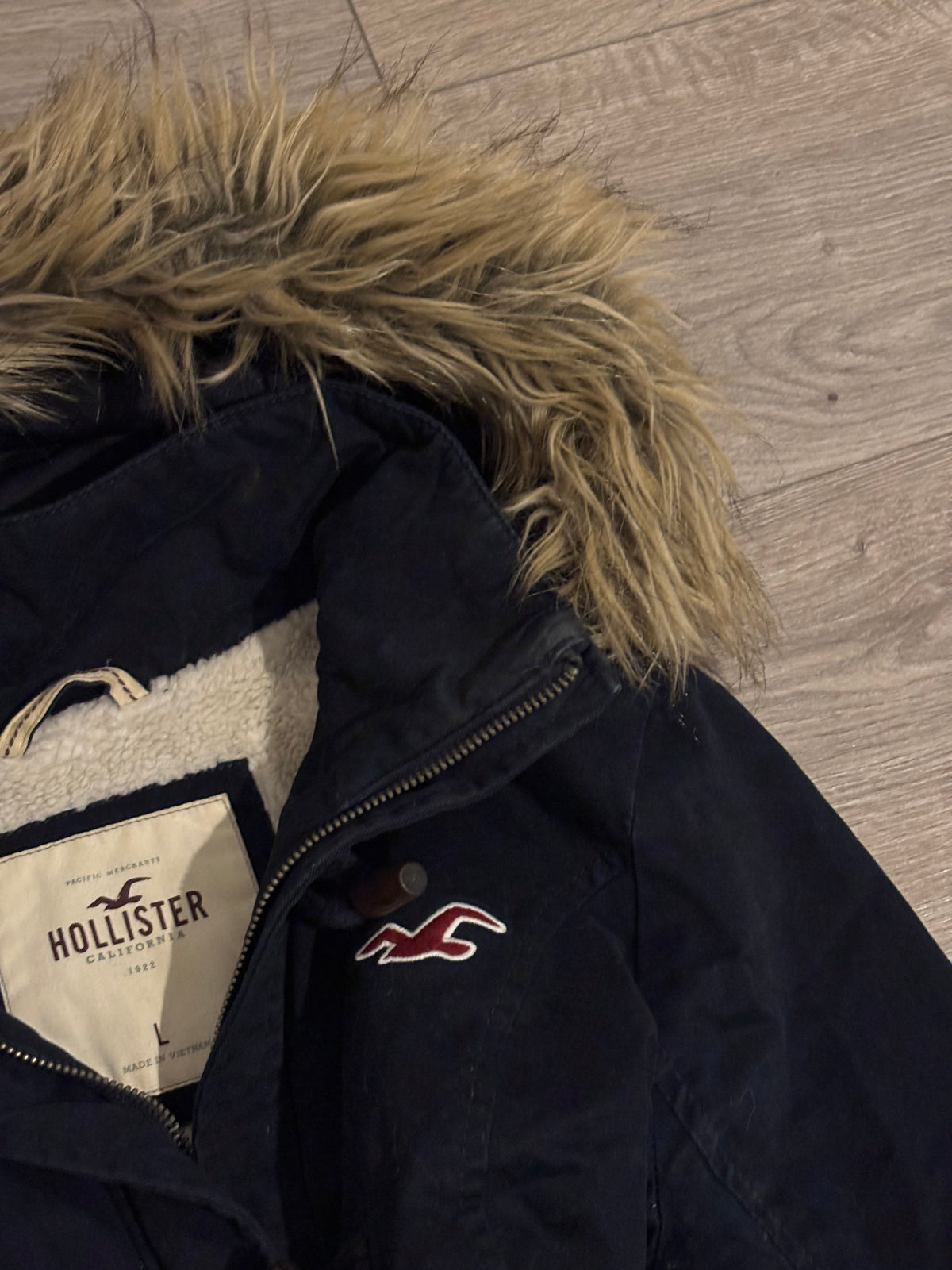 2010s Hollister Navy Faux Fur Jacket – Size S