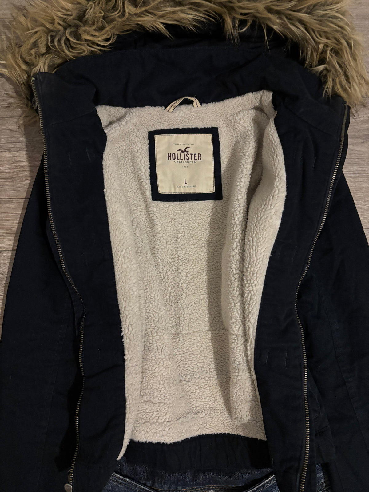 2010s Hollister Navy Faux Fur Jacket – Size S